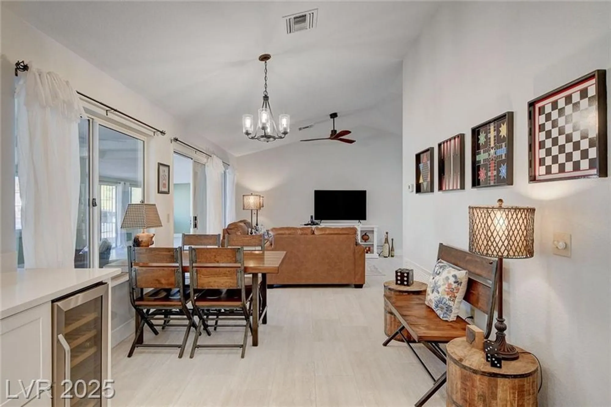 Property Slideshow image 9 of 42 | 9037 grayling dr, Las Vegas, NV, 89134