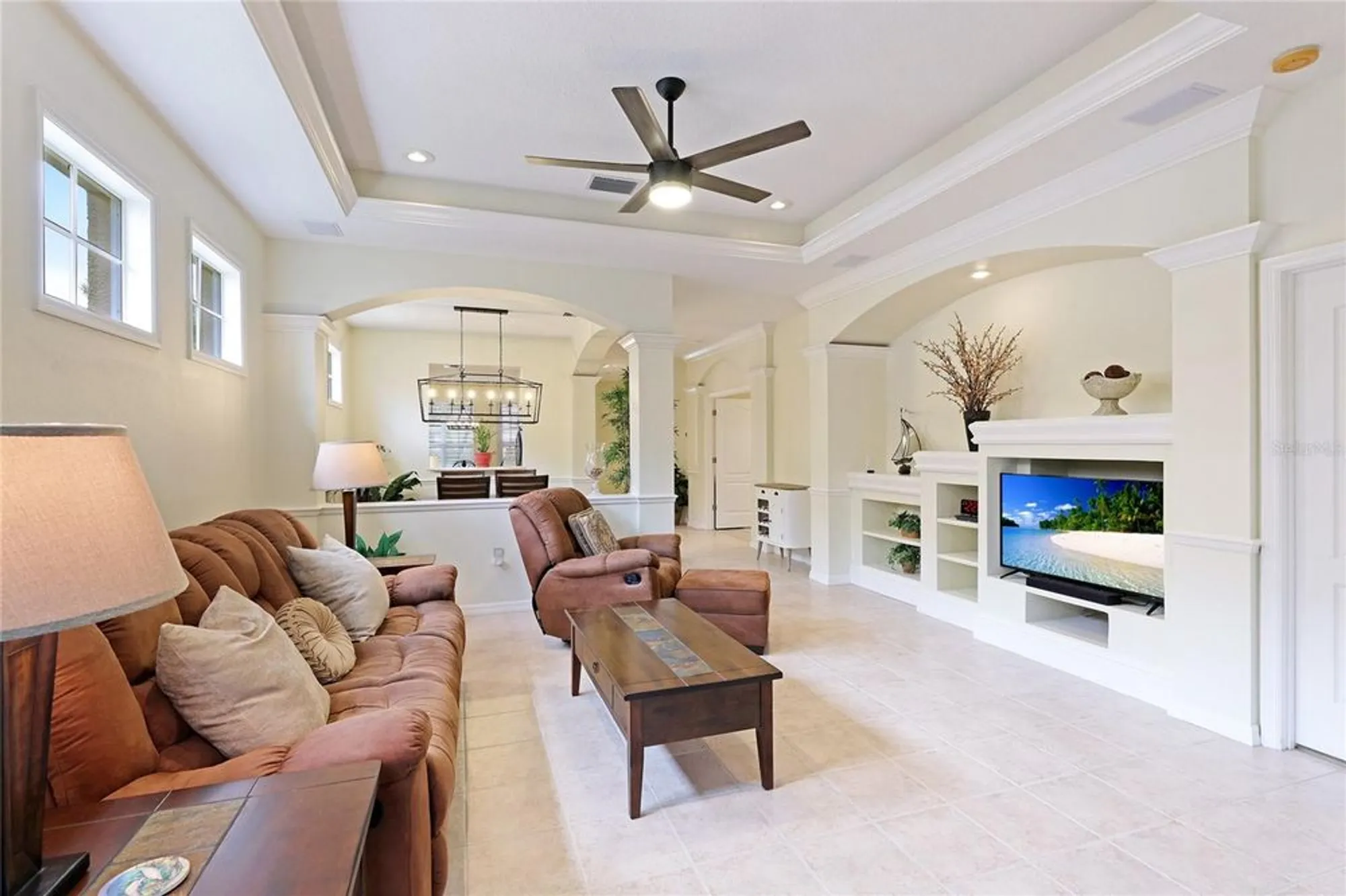 Property Slideshow image 14 of 38 | 6103 aviary ct, Bradenton, FL, 34203