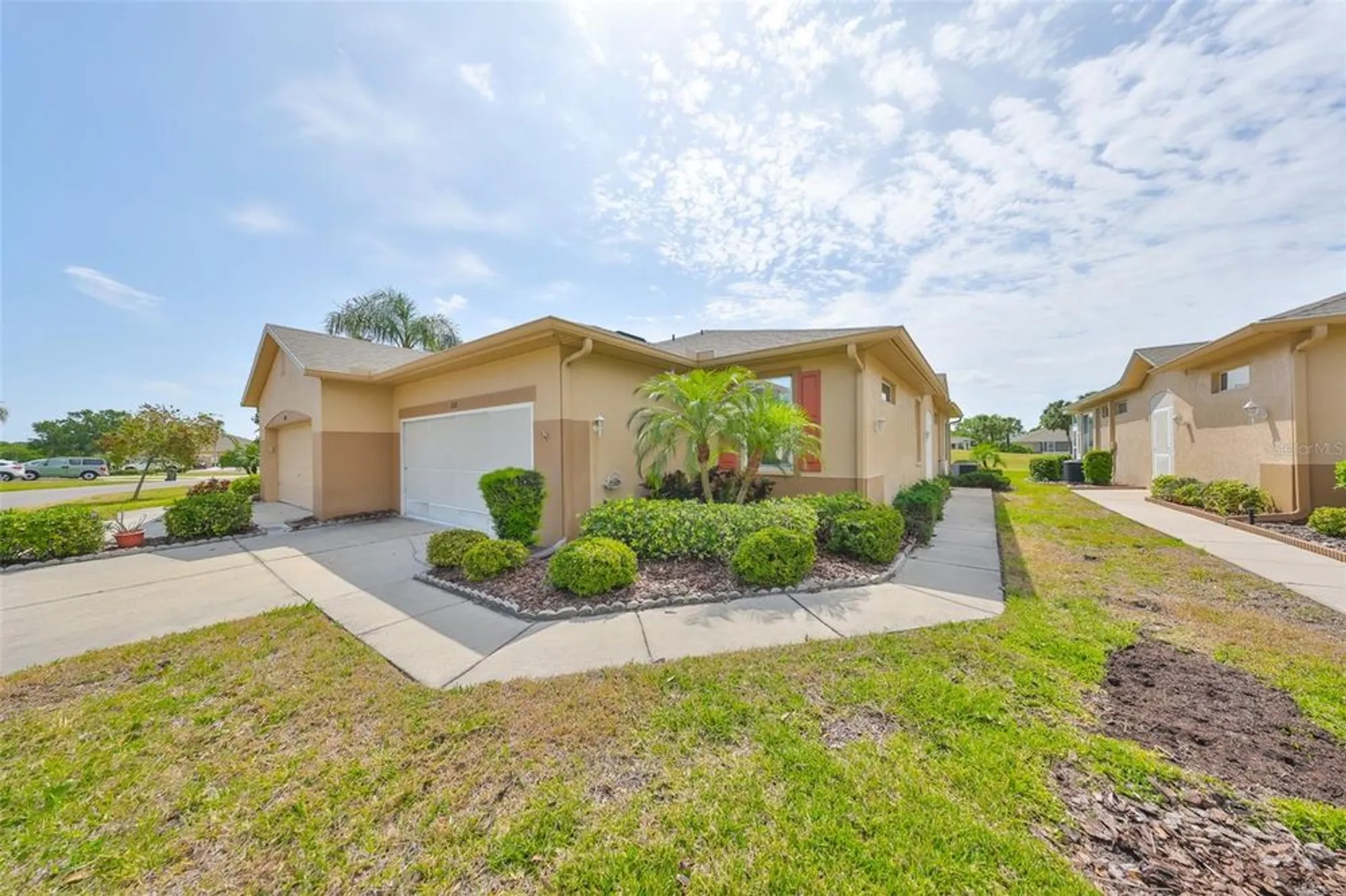 Property Slideshow image 2 of 81 | 2112 acadia greens dr # 62, Sun City Center, FL, 33573