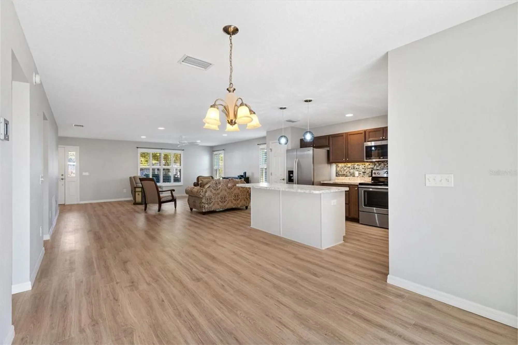 Property Slideshow image 14 of 37 | 706 jason dr, Lady Lake, FL, 32159