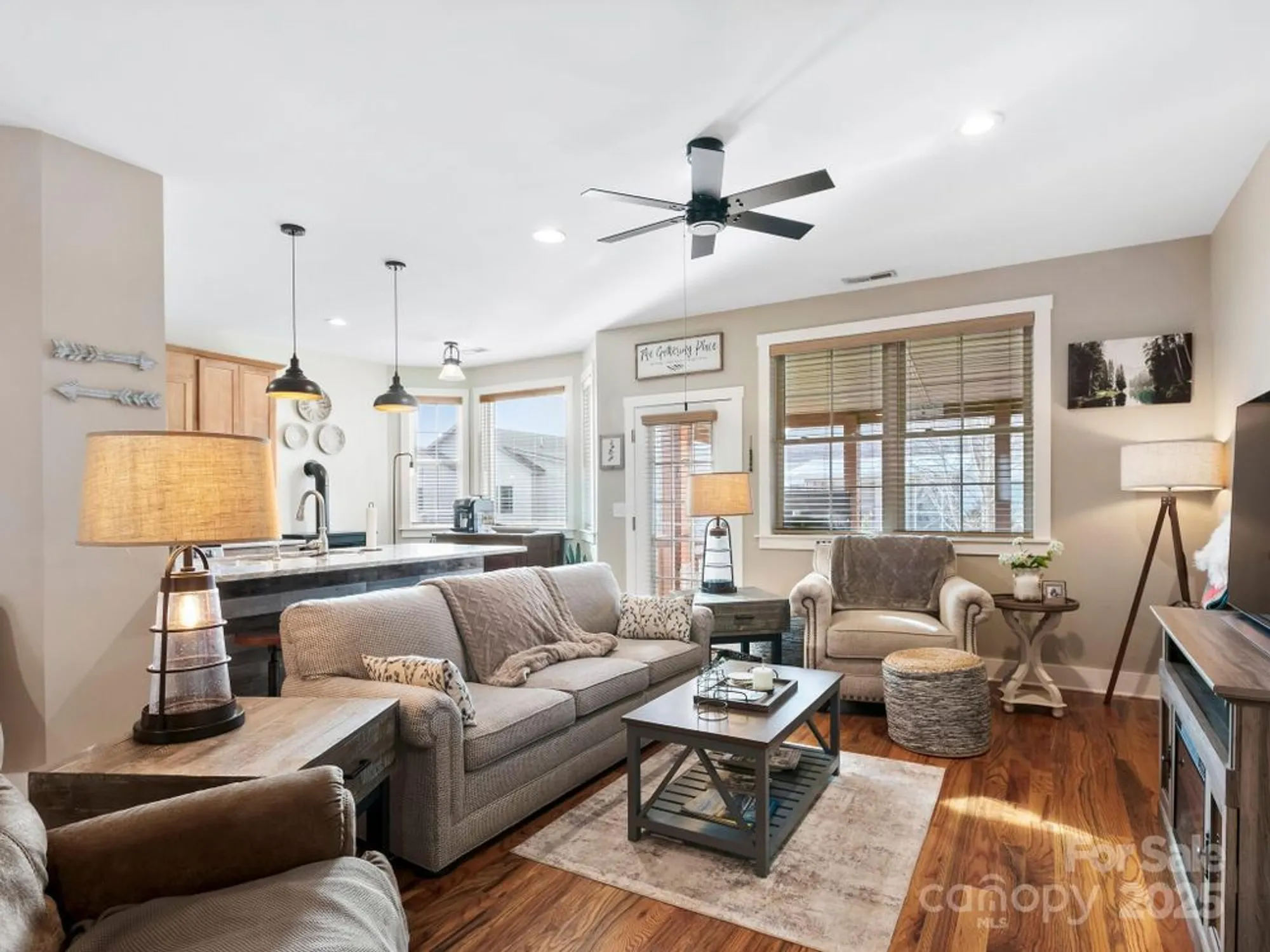 Property Slideshow image 5 of 34 | 371 beechnut dr, Hendersonville, NC, 28739