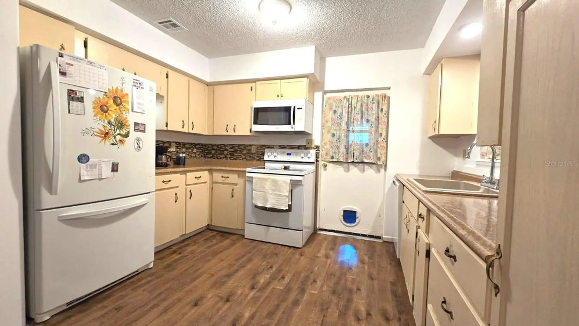 Property Slideshow image 12 of 51 | 9430 sw 102nd pl, Ocala, FL, 34481