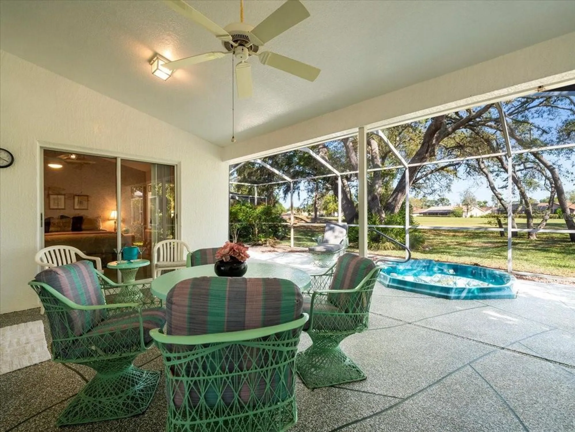 Property Slideshow image 42 of 58 | 9355 french quarters cir, Weeki Wachee, FL, 34613