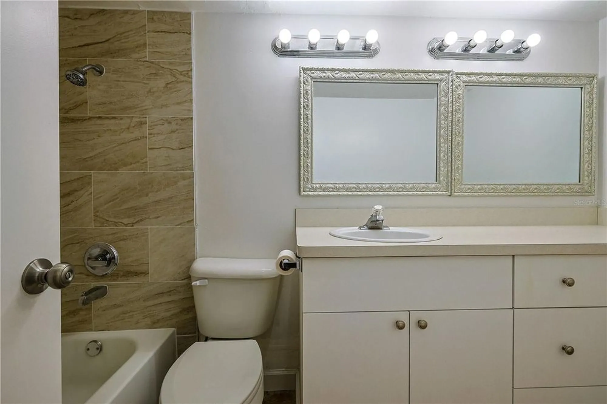 Property Slideshow image 20 of 34 | 15102 sandalwood dr # 102, Wildwood, FL, 34785