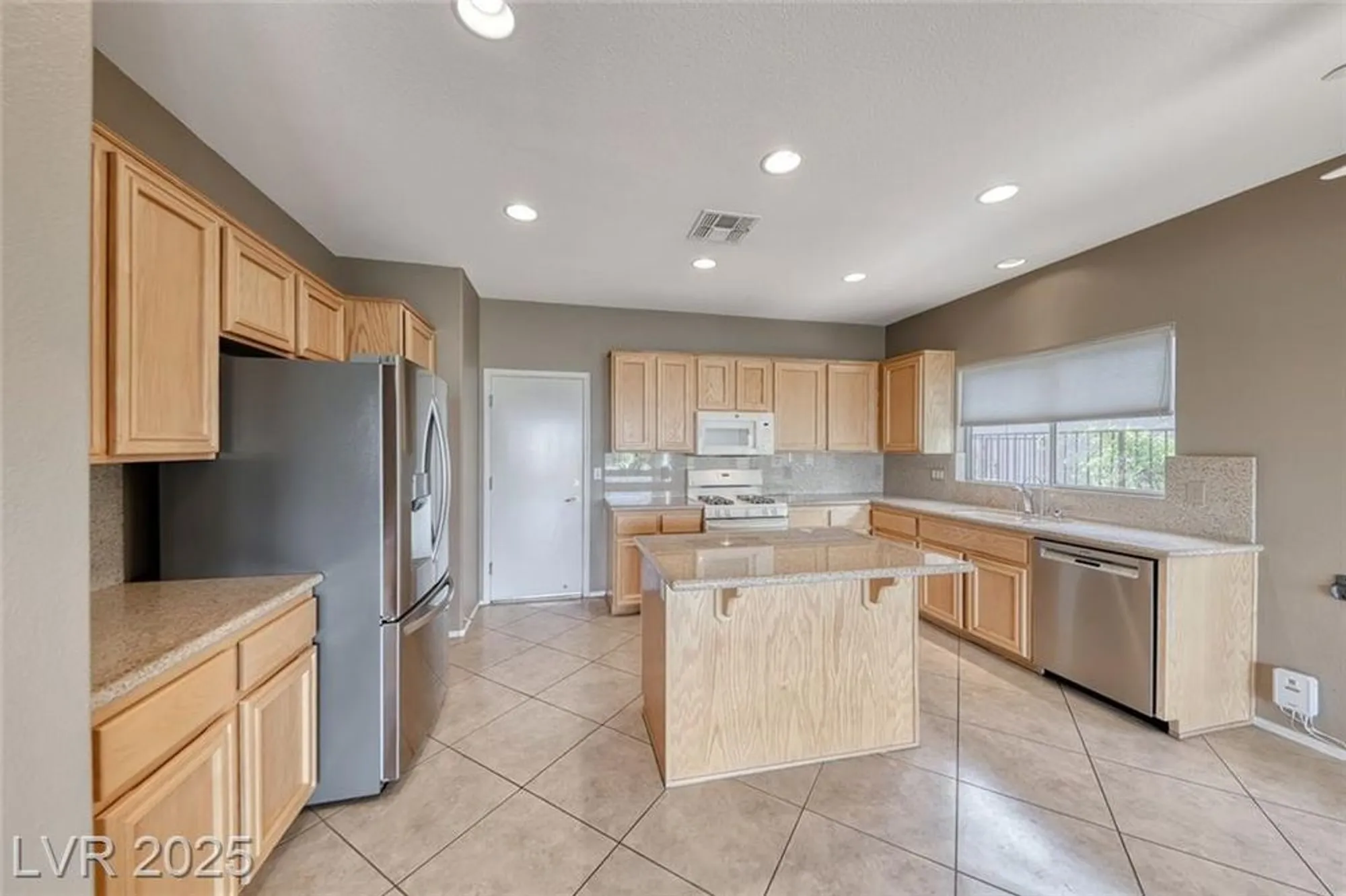 Property Slideshow image 21 of 56 | 1601 wellington springs ave, Henderson, NV, 89052
