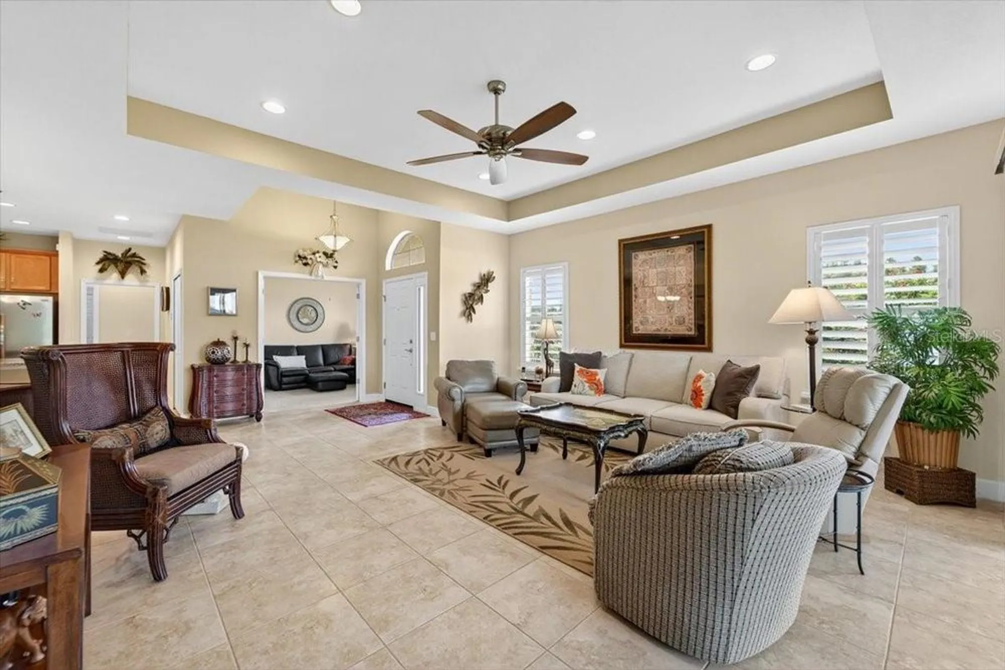 Property Slideshow image 8 of 66 | 821 chipper dr, Sun City Center, FL, 33573