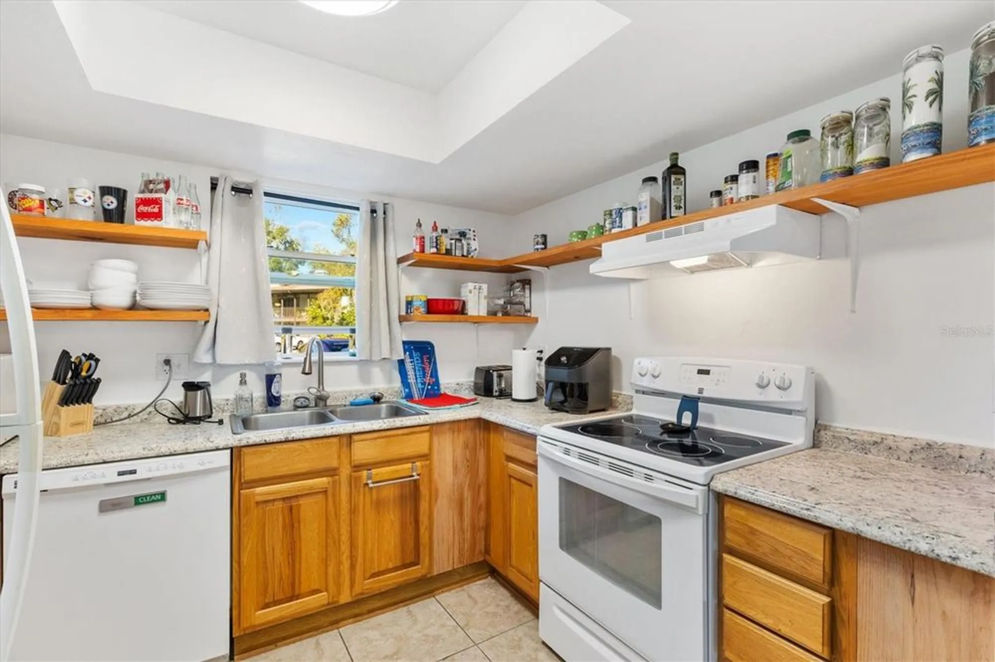 Property Slideshow image 4 of 22 | 13103 sandalwood dr # 13103, Wildwood, FL, 34785