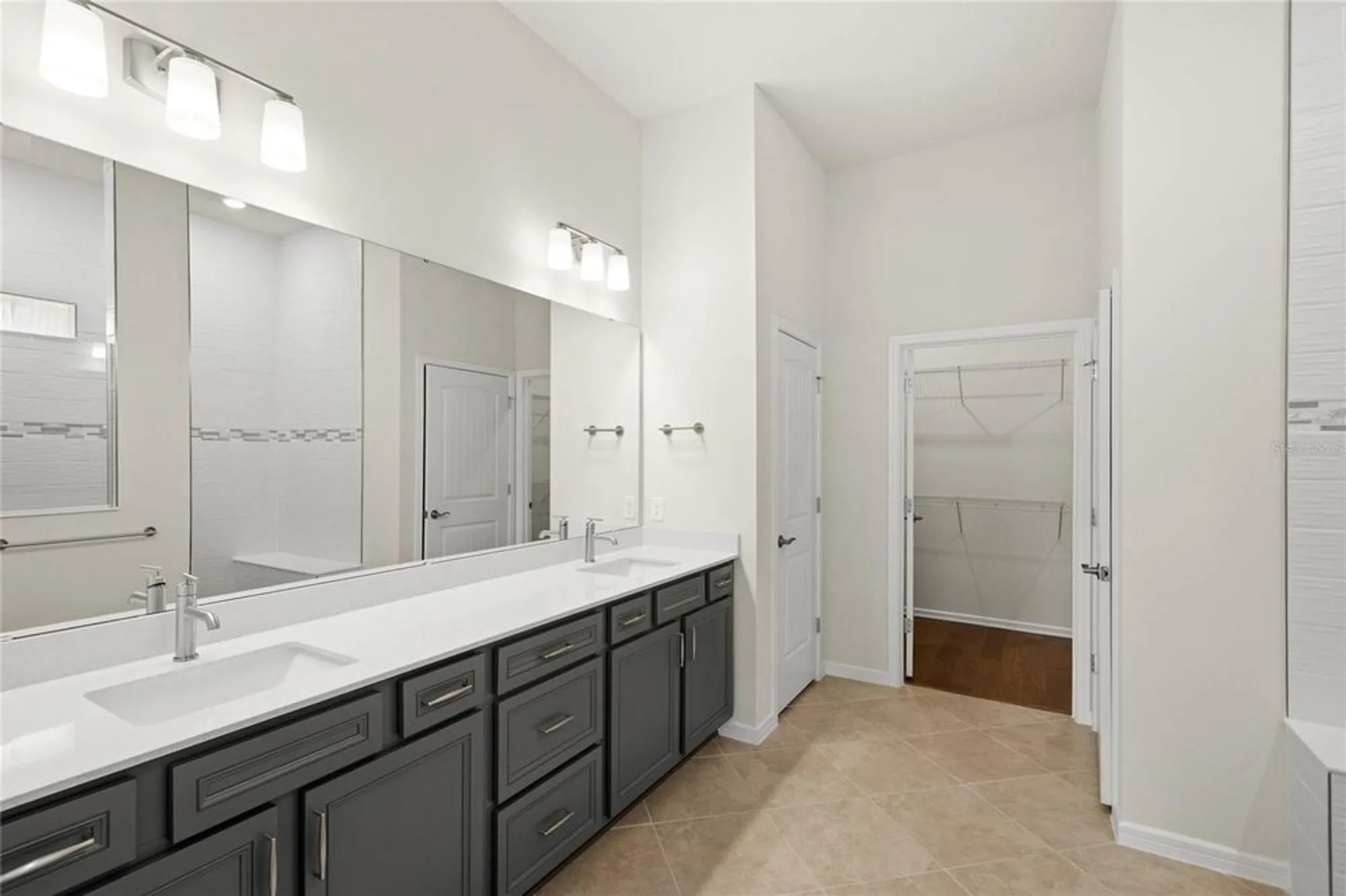 Property Slideshow image 25 of 52 | 15084 canopy cover dr, Winter Garden, FL, 34787