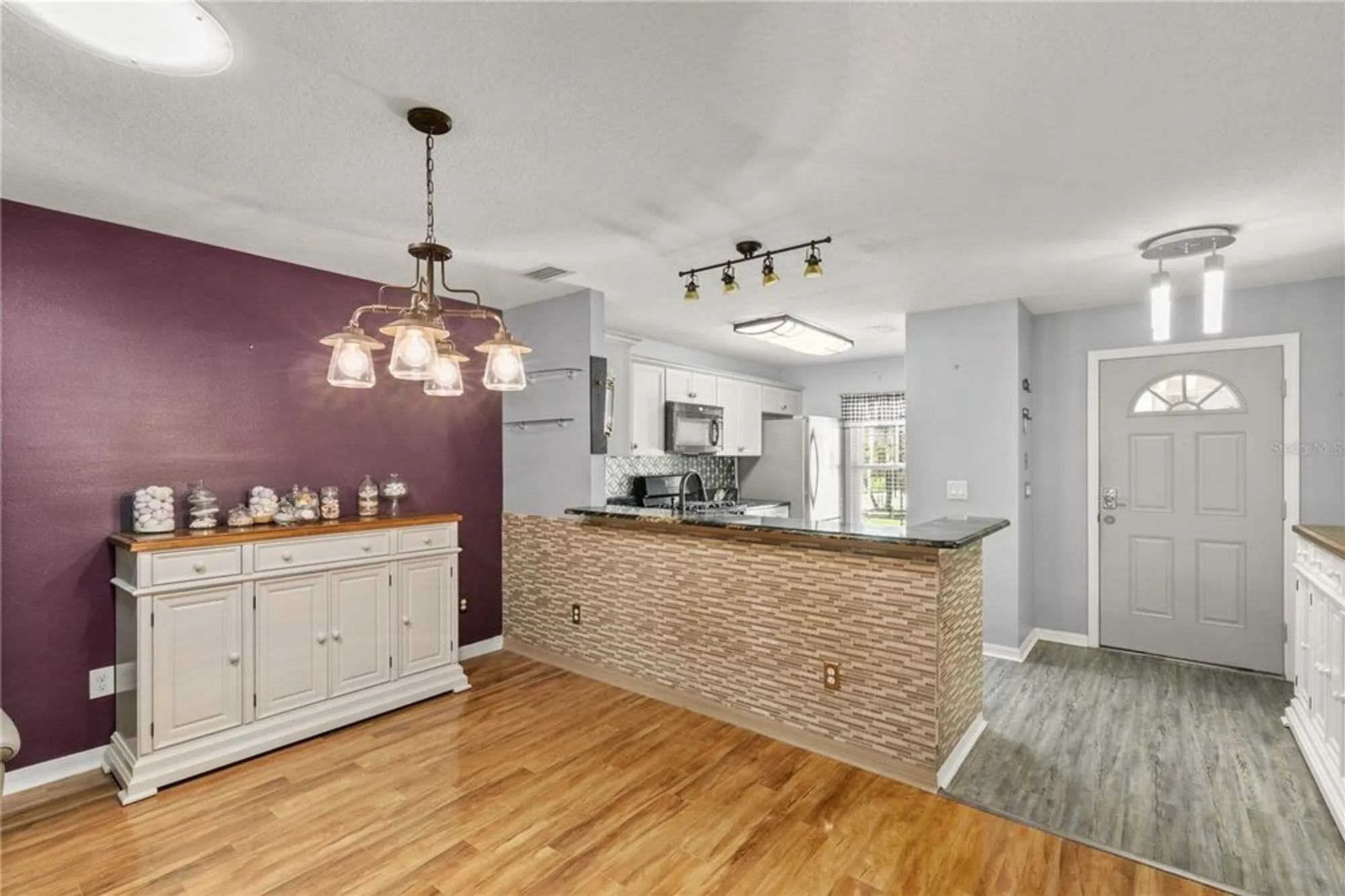 Property Slideshow image 5 of 39 | 26917 white plains way, Leesburg, FL, 34748