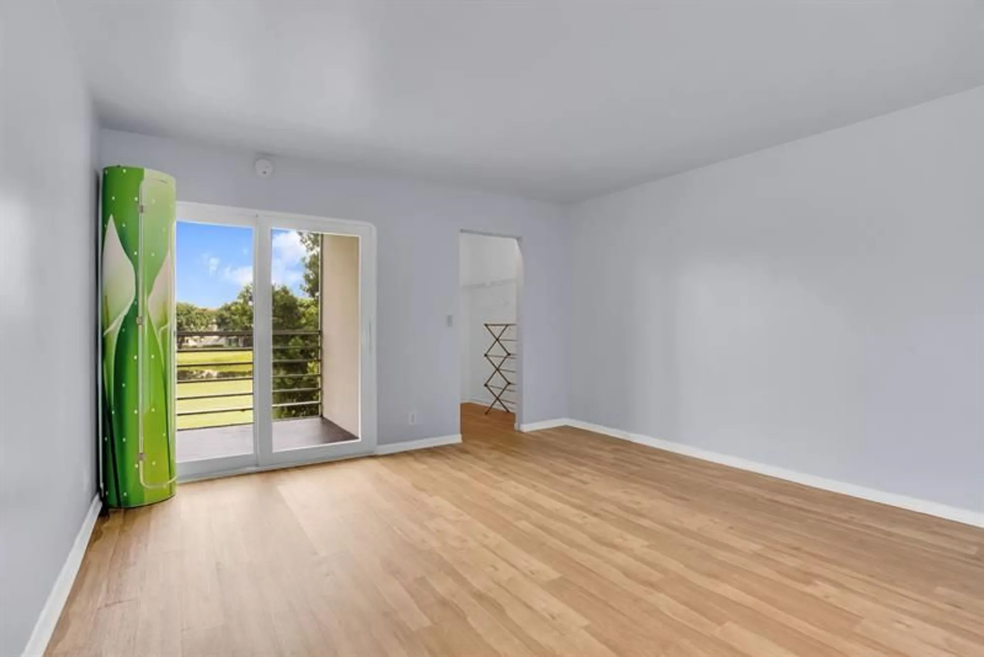 Property Slideshow image 25 of 32 | 4402 martinique ct l3, Coconut Creek, FL, 33066