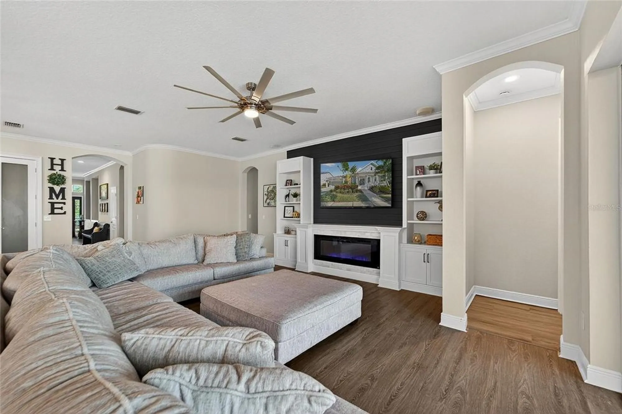 Property Slideshow image 33 of 100 | 5245 brighton shore dr, Apollo Beach, FL, 33572