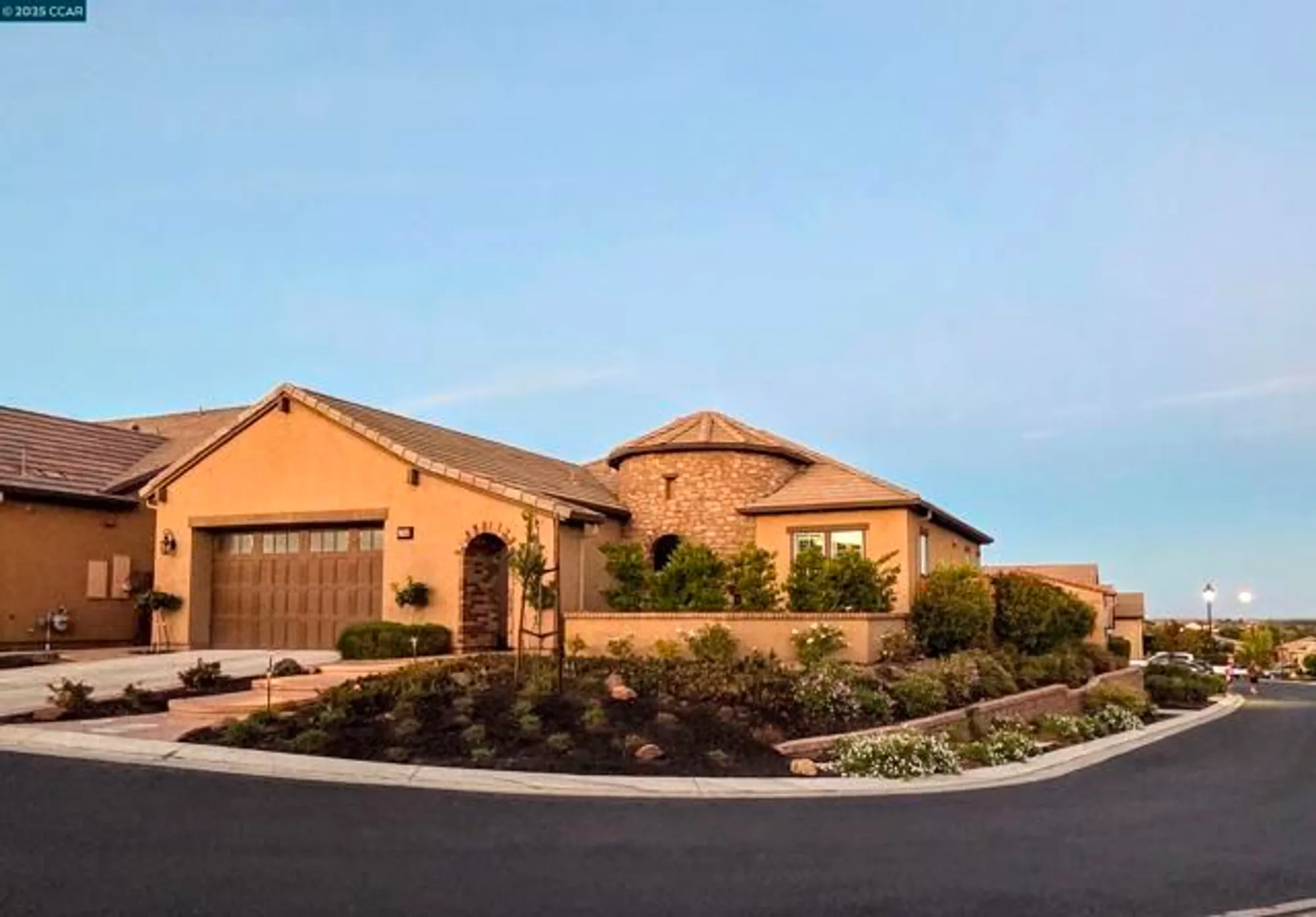 Property Slideshow image 30 of 33 | 1735 veneto ln, Brentwood, CA, 94513