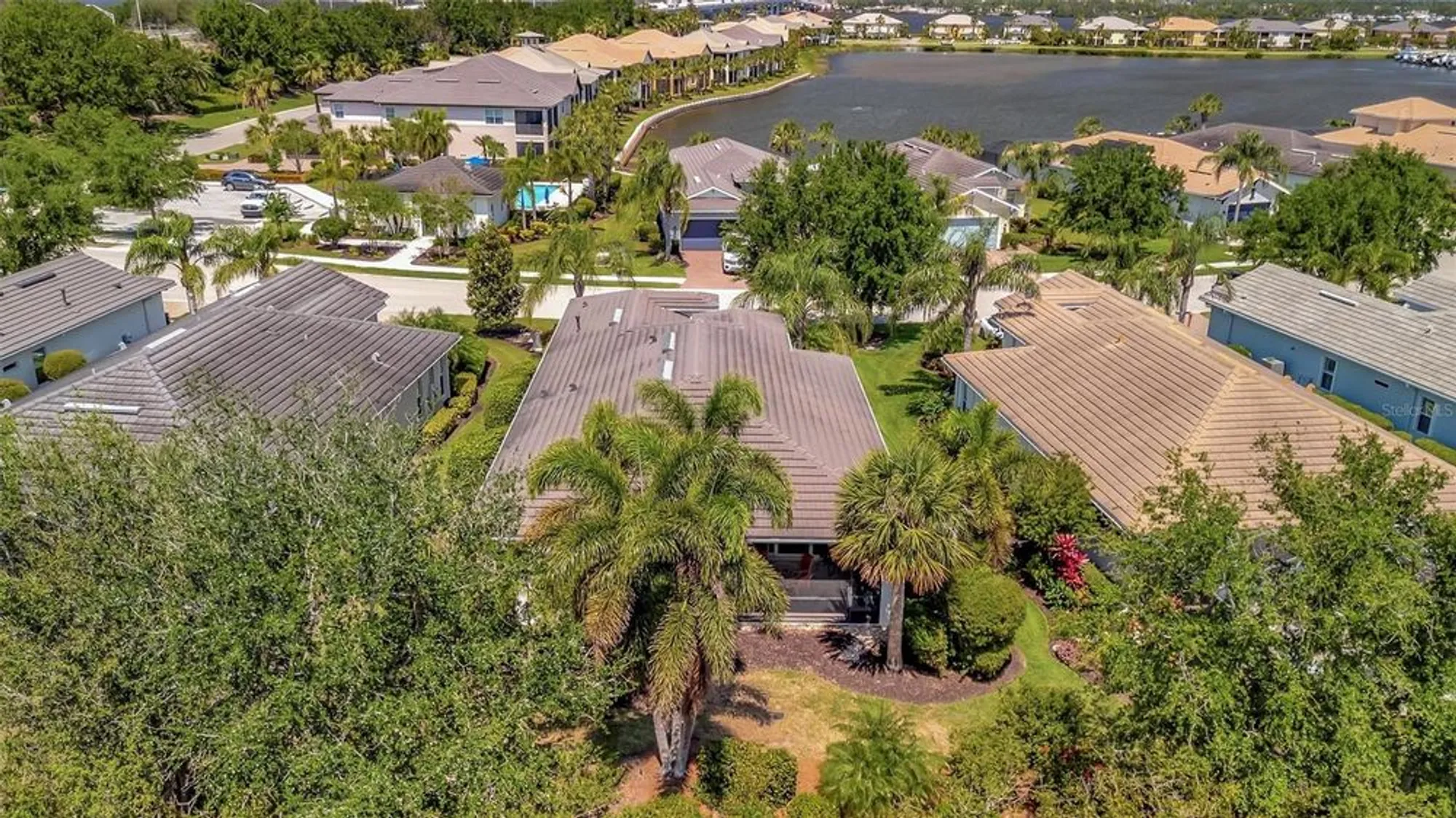 Property Slideshow image 65 of 78 | 5009 lake overlook ave, Bradenton, FL, 34208