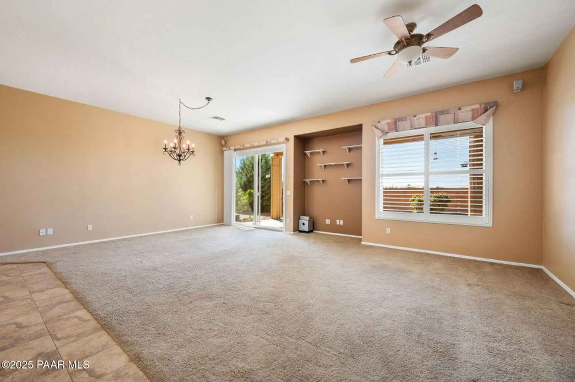 Property Slideshow image 11 of 43 | 7876 n siesta sunset ln, Prescott Valley, AZ, 86315