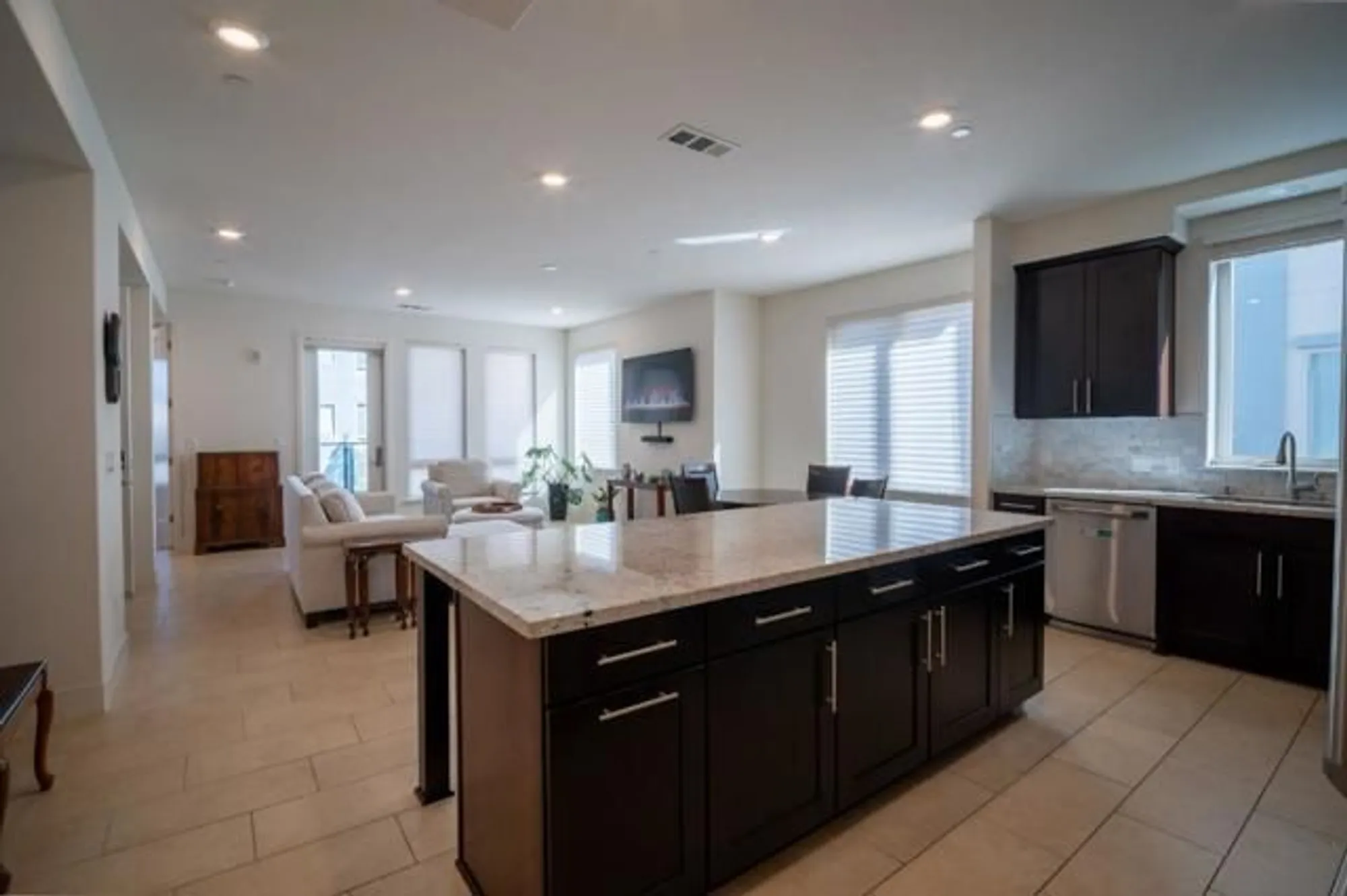 Property Slideshow image 6 of 46 | 708 eppleton ln unit 204, Foster City, CA, 94404