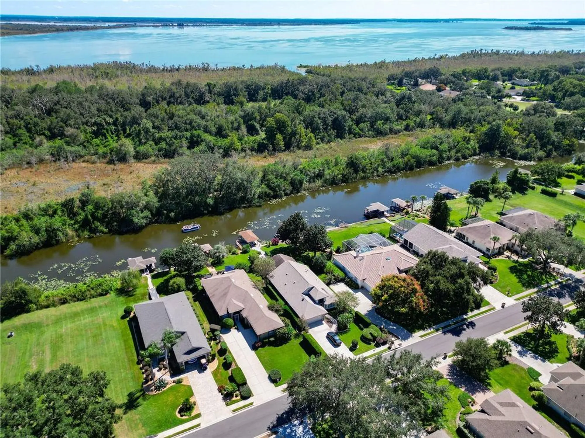 Property Slideshow image 43 of 50 | 6128 landings blvd, Lady Lake, FL, 32159