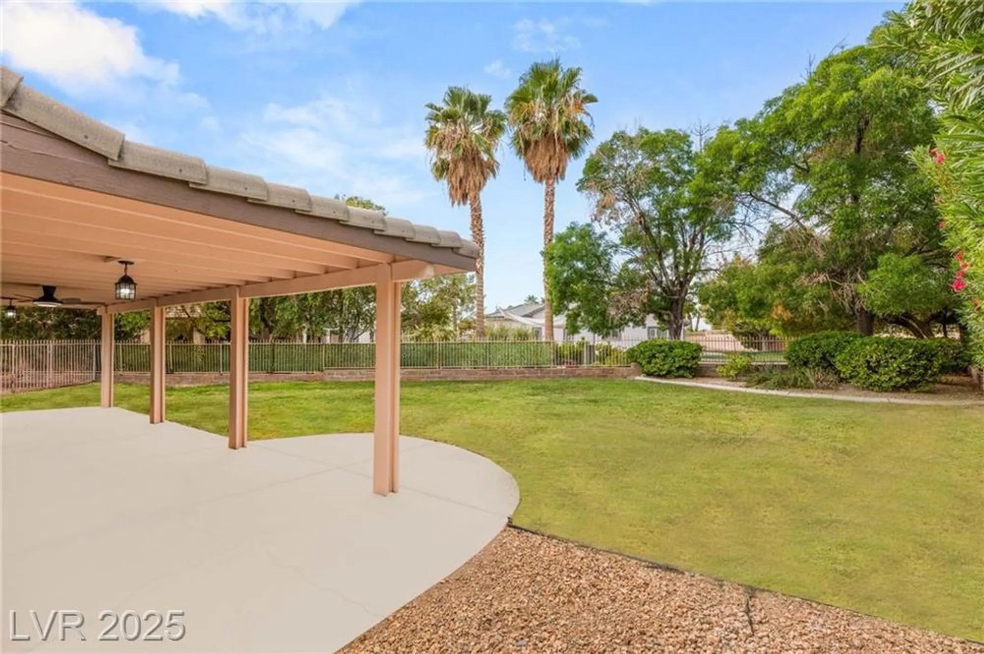 Property Slideshow image 27 of 40 | 5605 bay shore cir, Las Vegas, NV, 89130