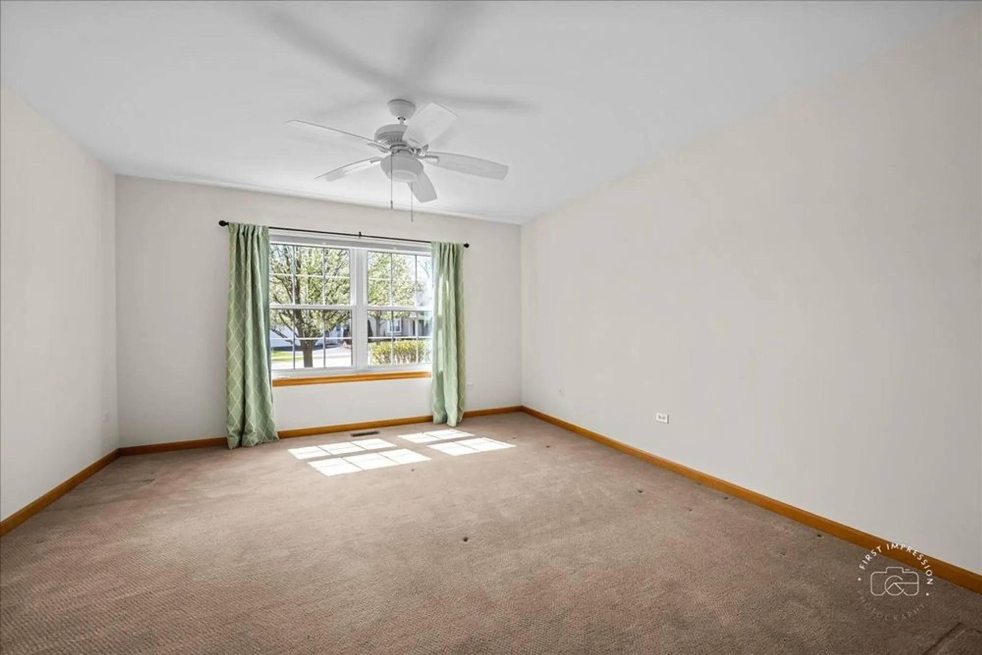 Property Slideshow image 24 of 37 | 21600 w larch dr, Plainfield, IL, 60544