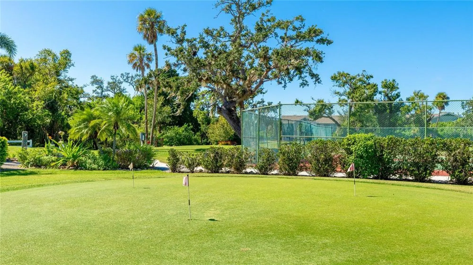 Property Slideshow image 42 of 43 | 6016 oak creek ln 1933, Bradenton, FL, 34210