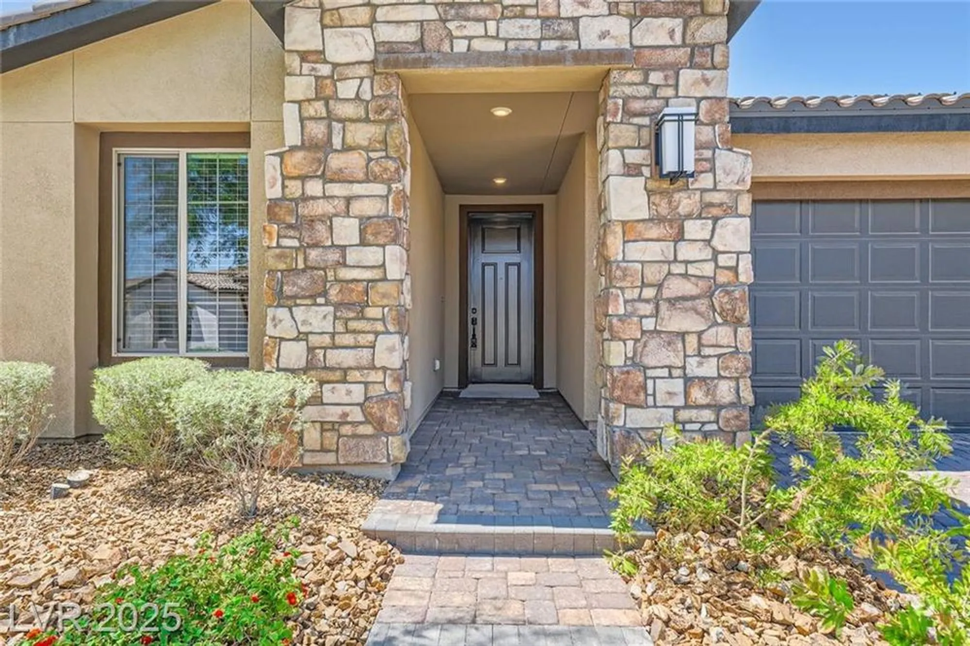 Property Slideshow image 4 of 36 | 243 sun glaze ave, Henderson, NV, 89011