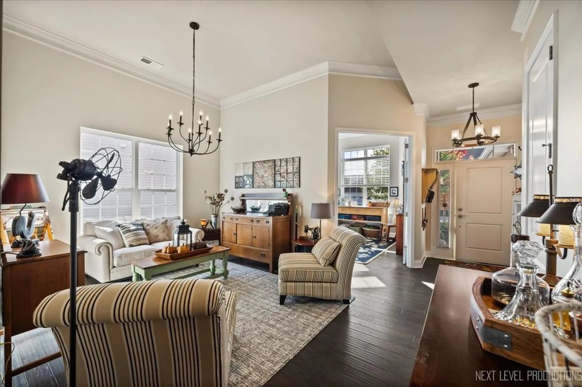 Property Slideshow image 7 of 31 | 3870 crooked creek dr, Elgin, IL, 60124