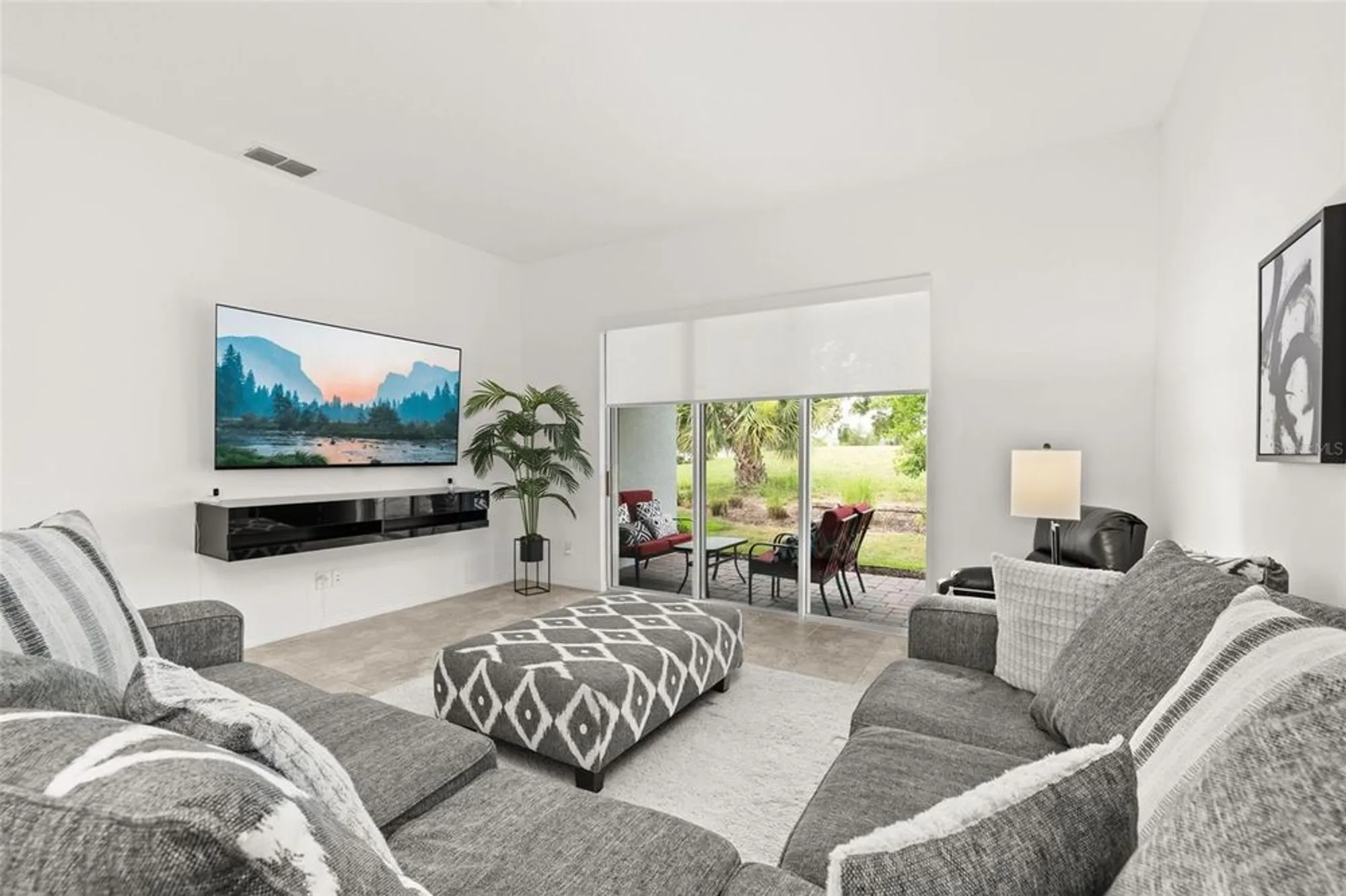 Property Slideshow image 13 of 85 | 1890 flora pass pl, Kissimmee, FL, 34747