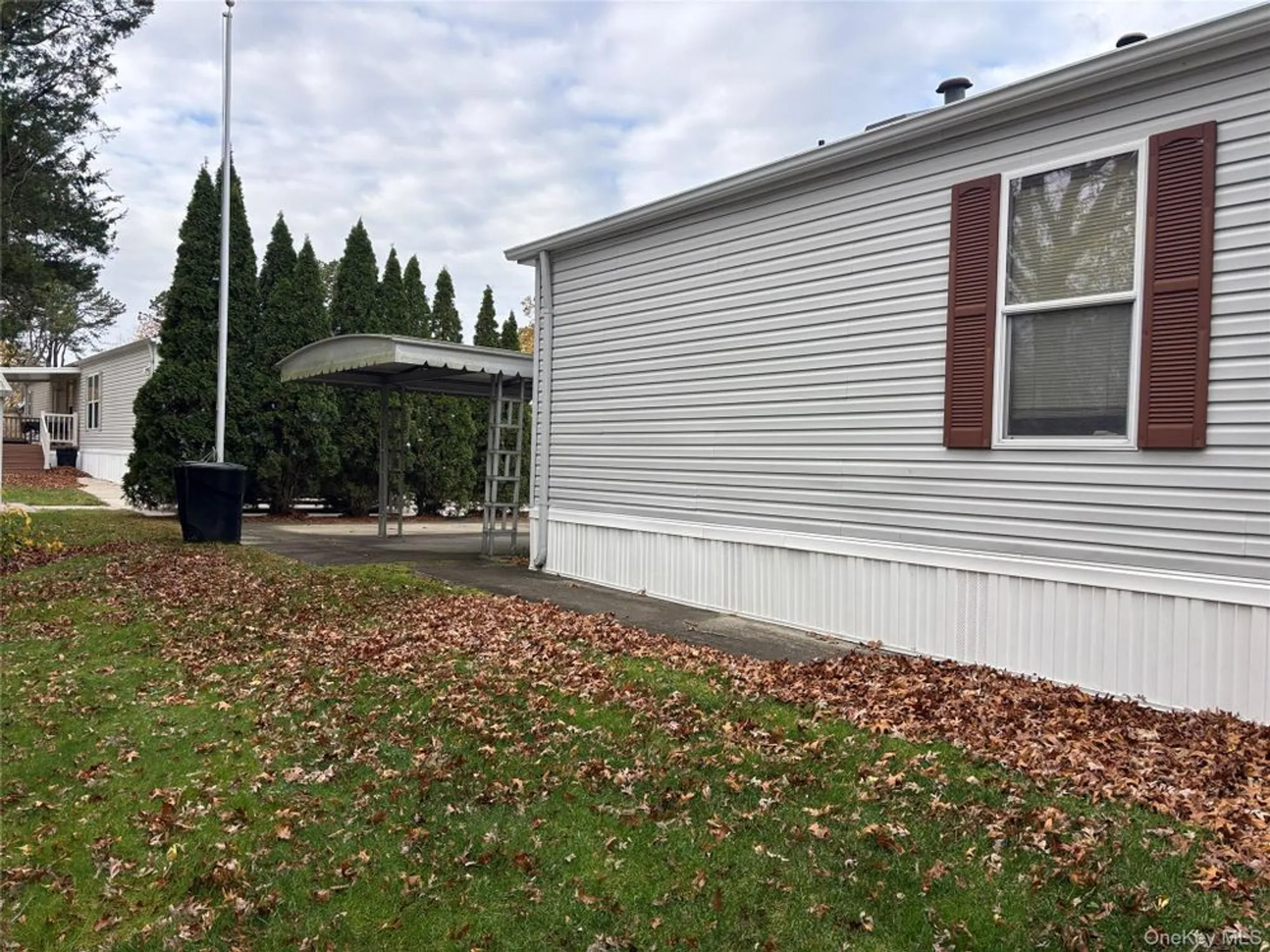 Property Slideshow image 23 of 28 | 1661 old country rd unit 280, Riverhead, NY, 11901