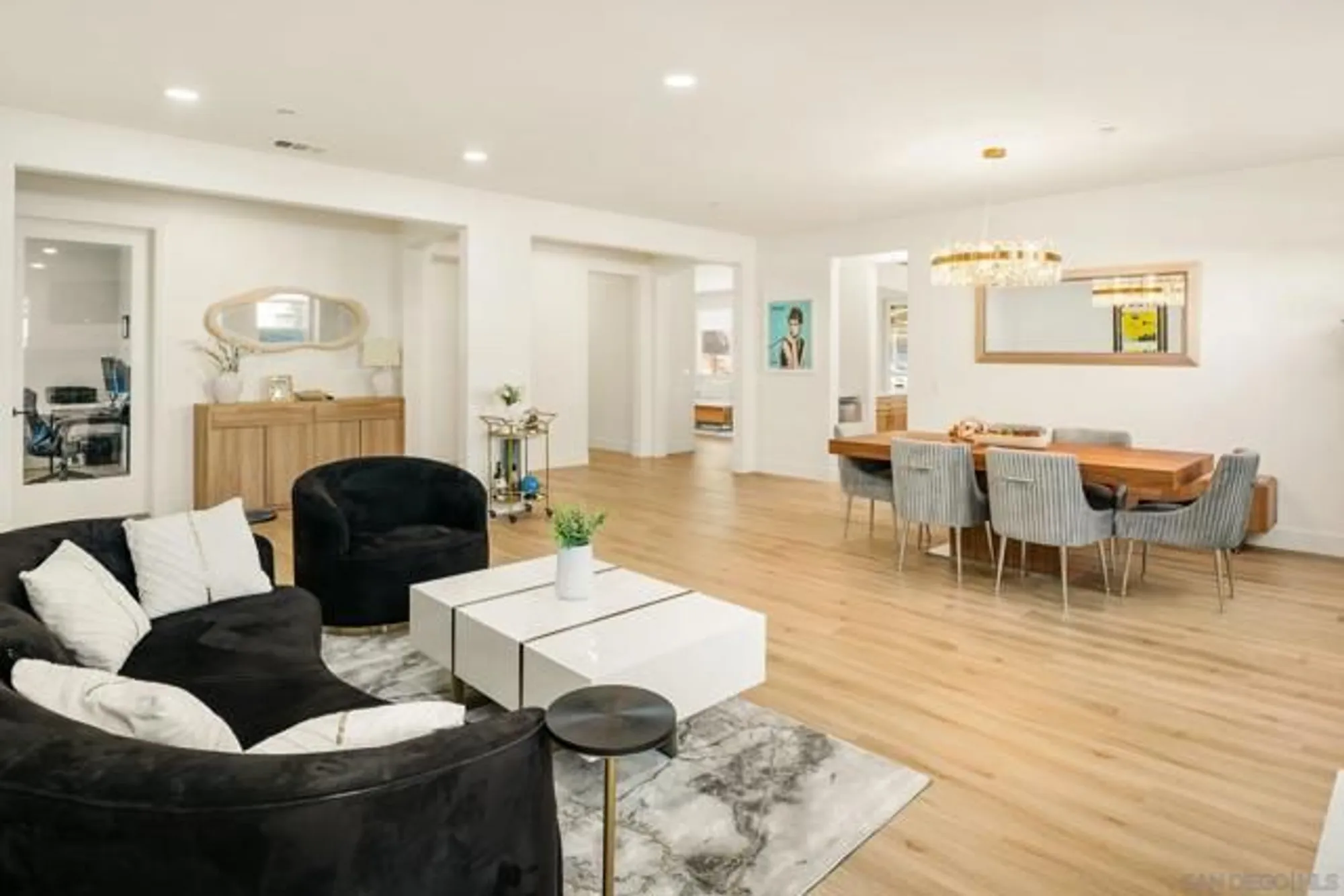 Property Slideshow image 8 of 61 | 10528 pinion trl, Escondido, CA, 92026