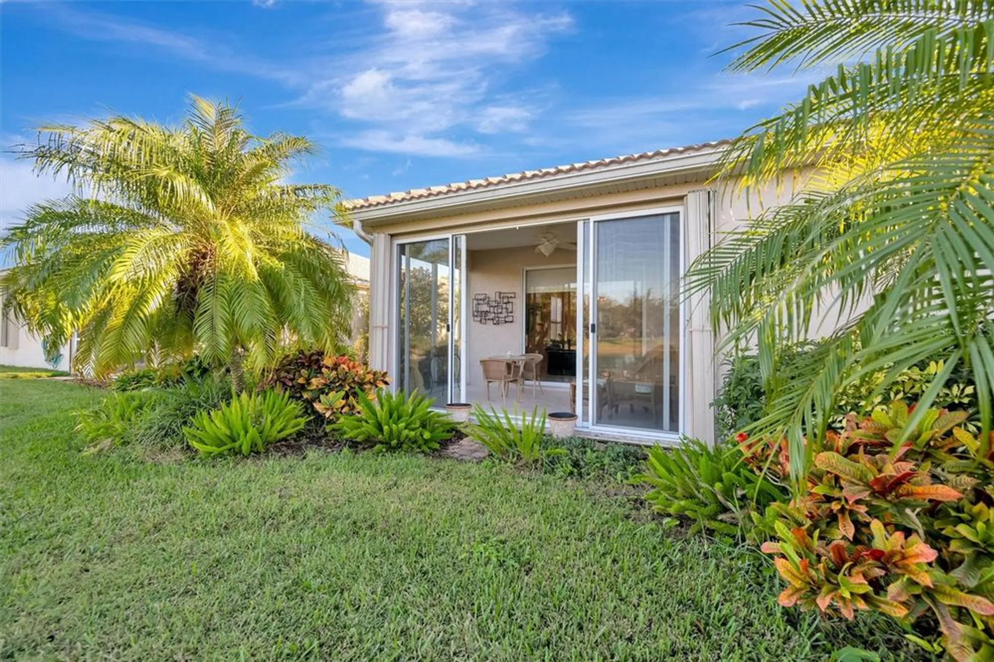 Property Slideshow image 18 of 37 | 4265 cascade falls dr, Sarasota, FL, 34243