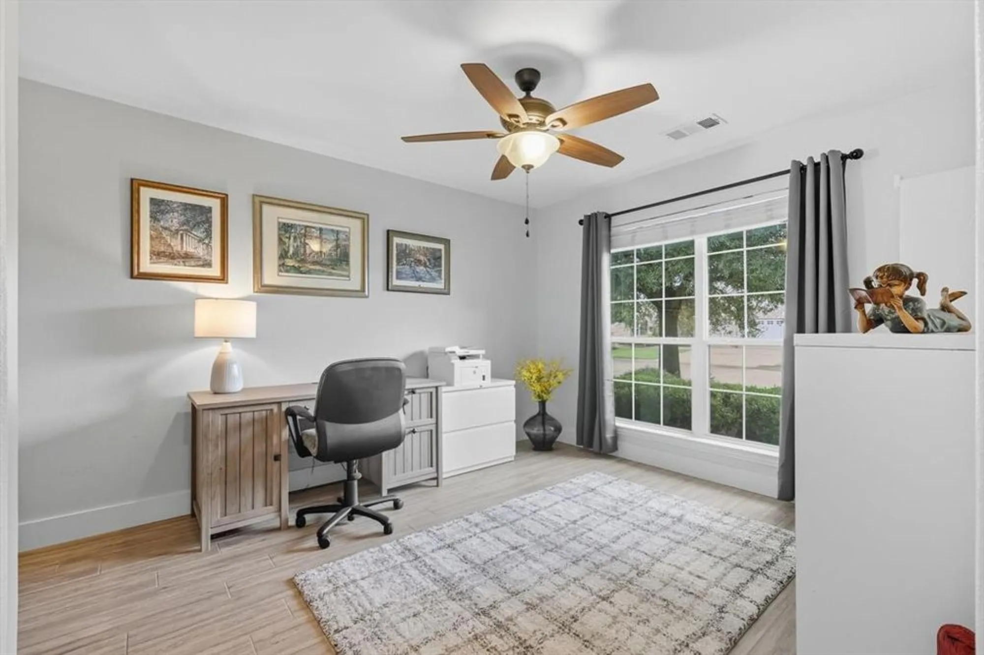 Property Slideshow image 25 of 39 | 9704 amber ct, Denton, TX, 76207