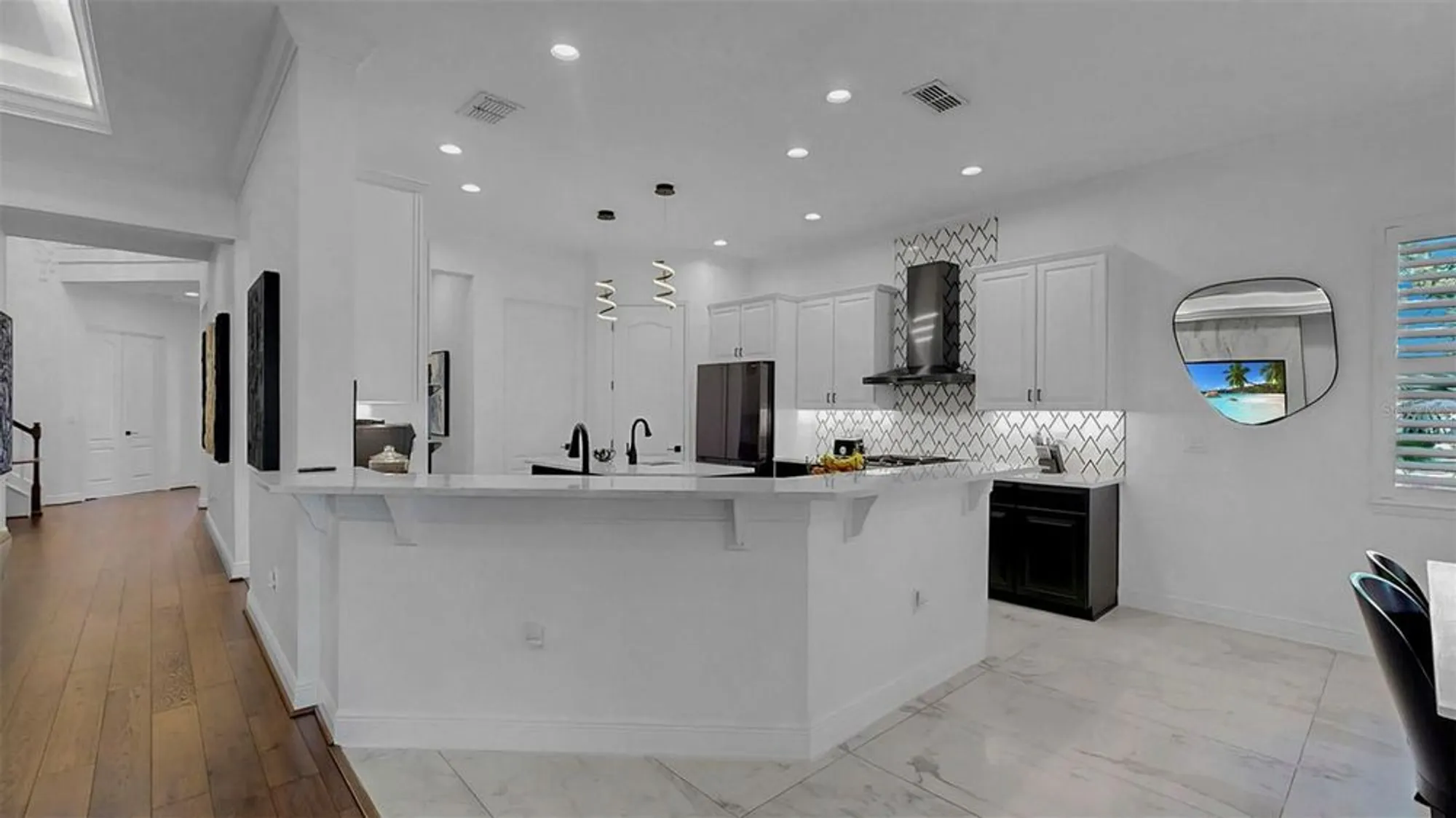 Property Slideshow image 28 of 64 | 609 manns harbor dr, Apollo Beach, FL, 33572