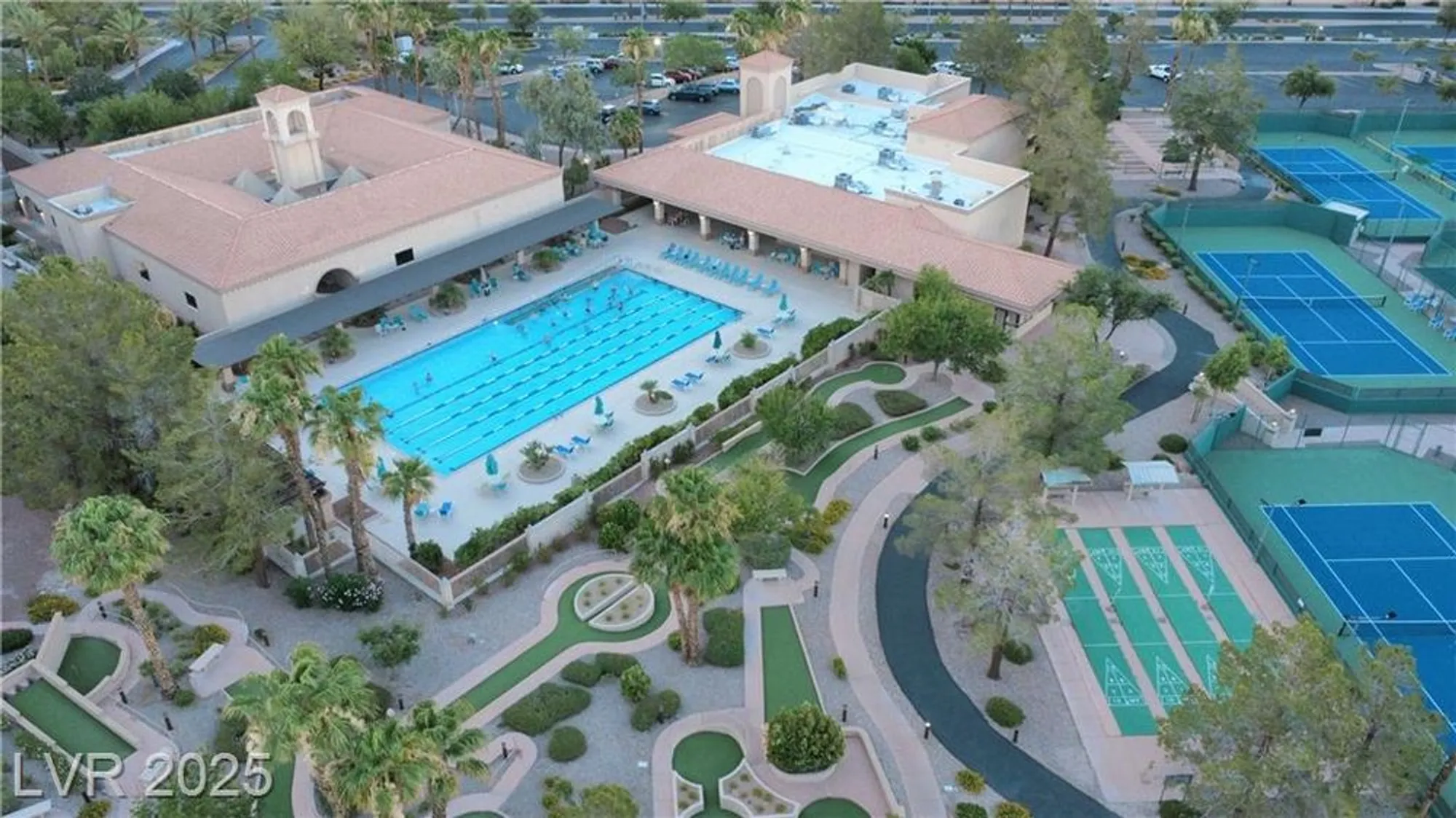 Property Slideshow image 30 of 34 | 2524 banora point dr, Las Vegas, NV, 89134