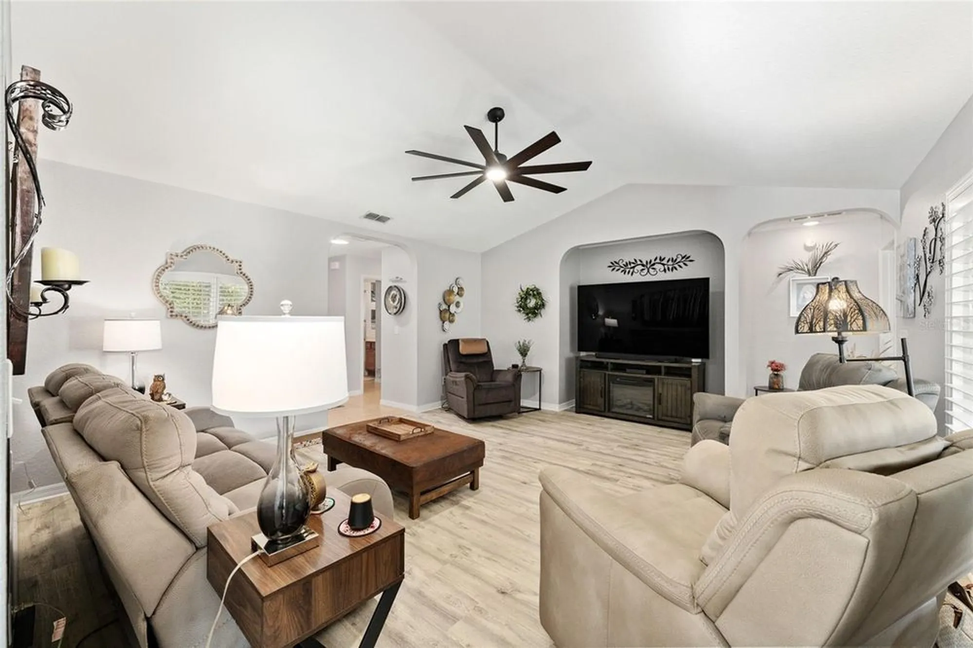 Property Slideshow image 9 of 53 | 10882 se 170th lane rd, Summerfield, FL, 34491