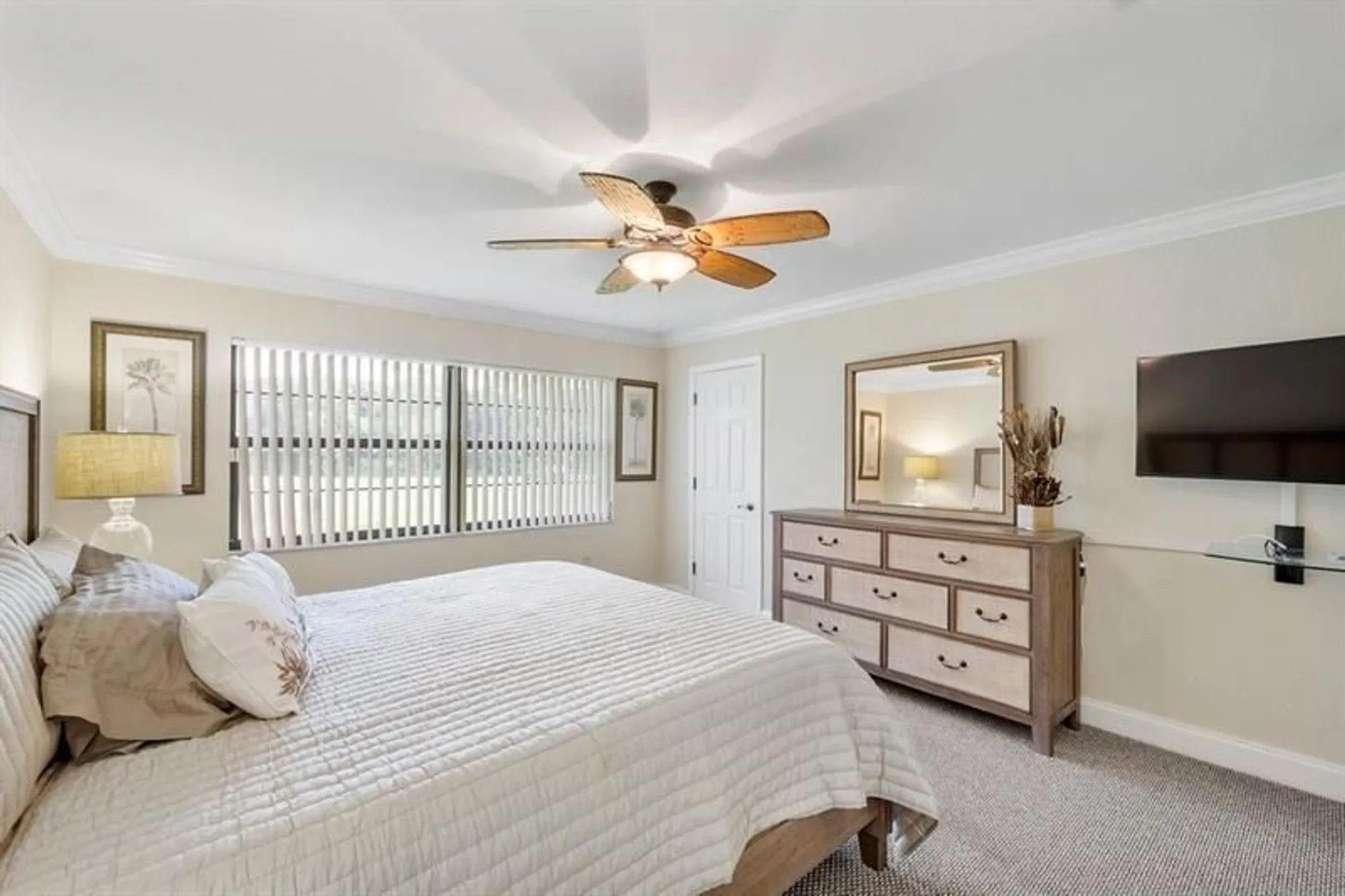 Property Slideshow image 21 of 38 | 21452 juego cir apt 31a, Boca Raton, FL, 33433