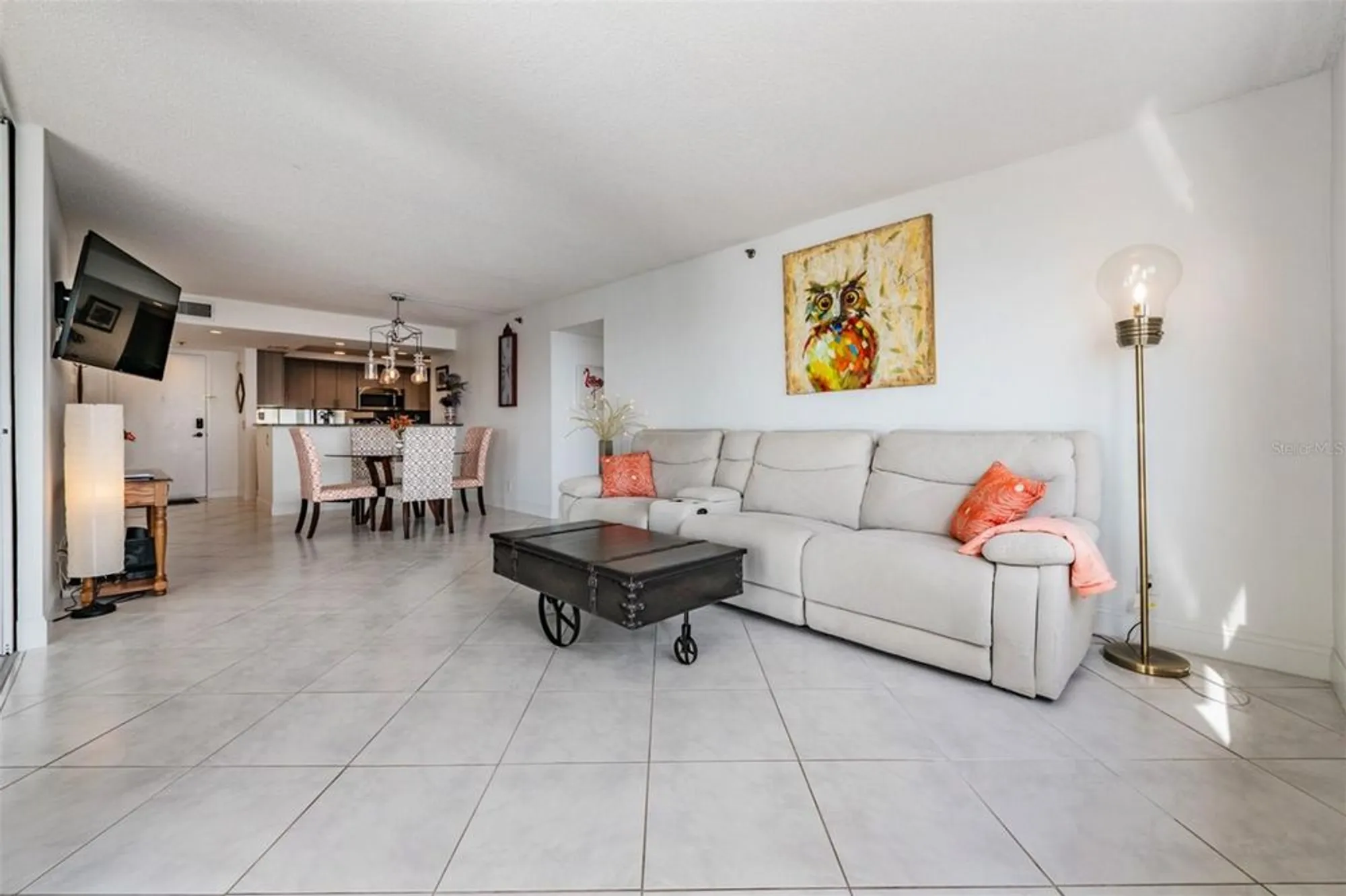 Property Slideshow image 15 of 24 | 6322 palma del mar blvd s apt 1107, Saint Petersburg, FL, 33715