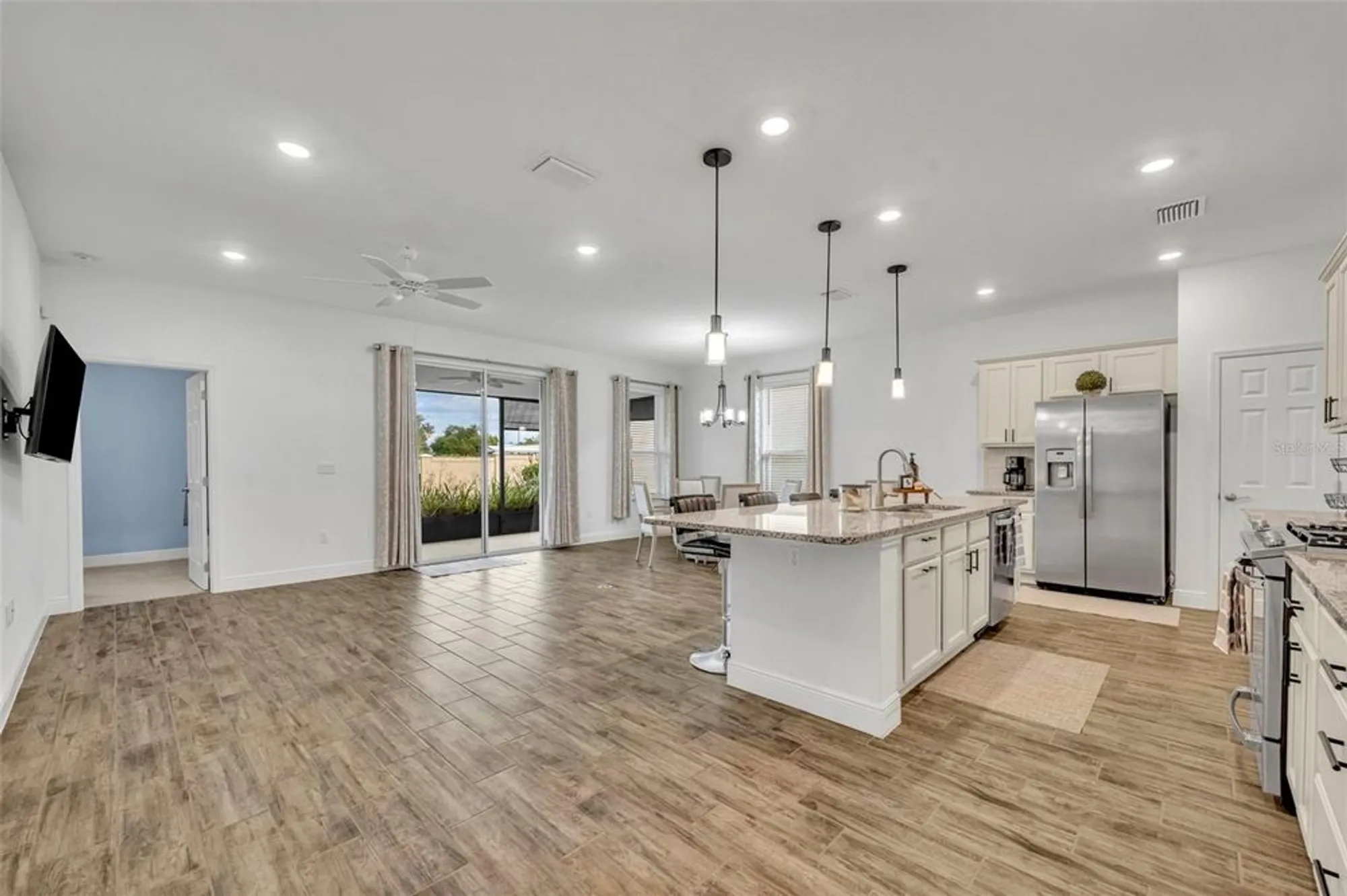 Property Slideshow image 11 of 73 | 134 silver maple rd, Groveland, FL, 34736