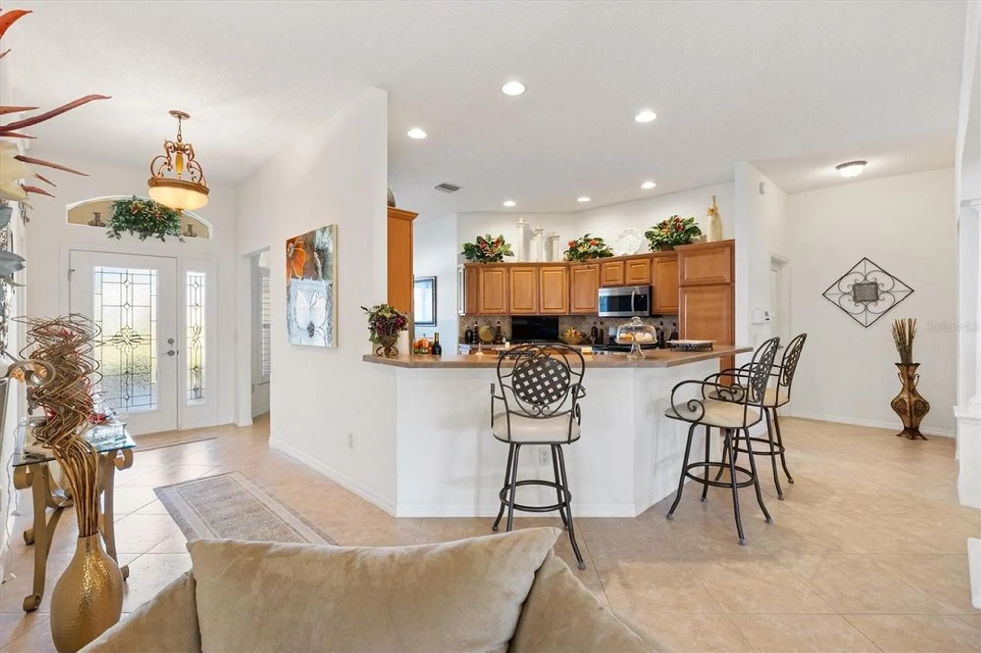 Property Slideshow image 12 of 37 | 552 society hill cir, The Villages, FL, 32162