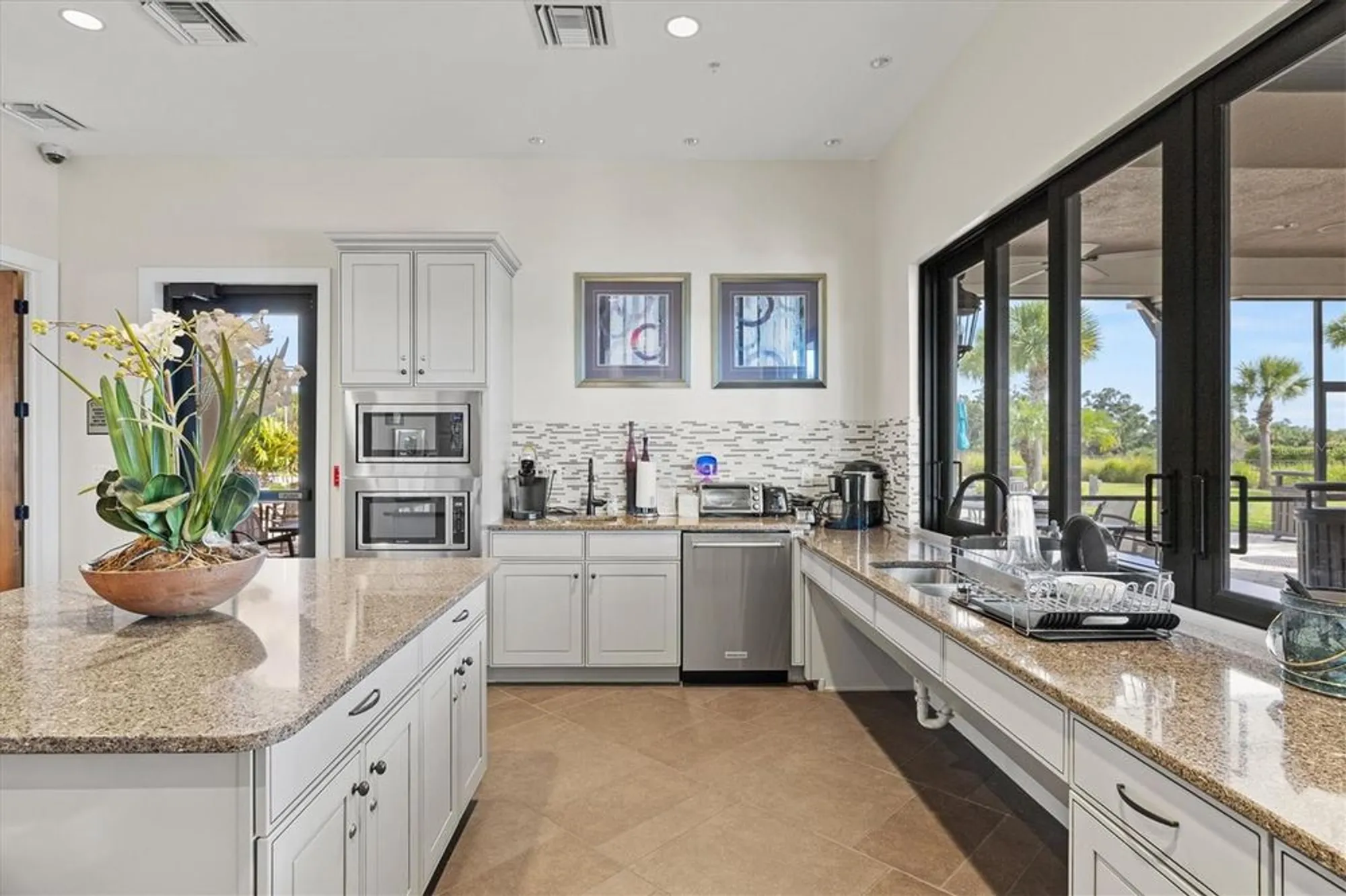 Property Slideshow image 12 of 54 | 5968 snowy egret dr, Sarasota, FL, 34238