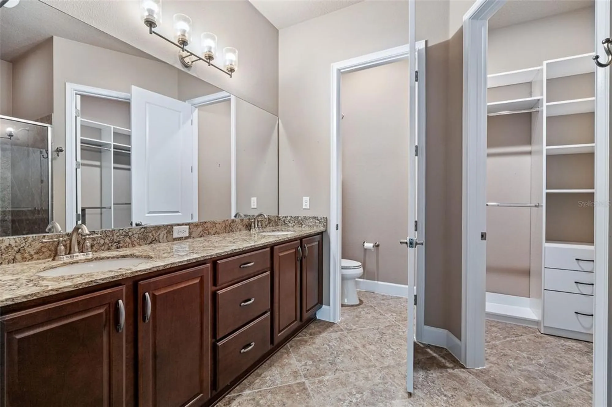 Property Slideshow image 26 of 62 | 829 pinewood dr, Ormond Beach, FL, 32174