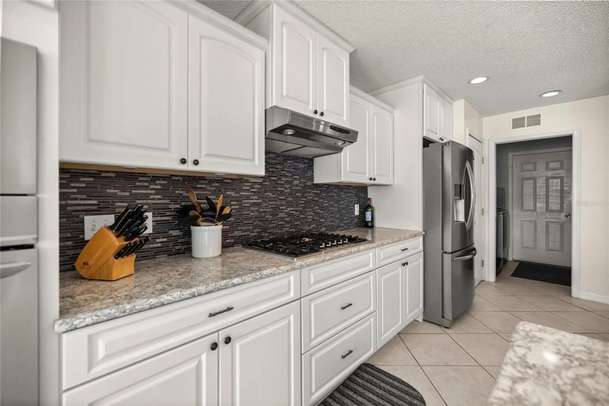 Property Slideshow image 8 of 31 | 9452 sw 93rd loop, Ocala, FL, 34481