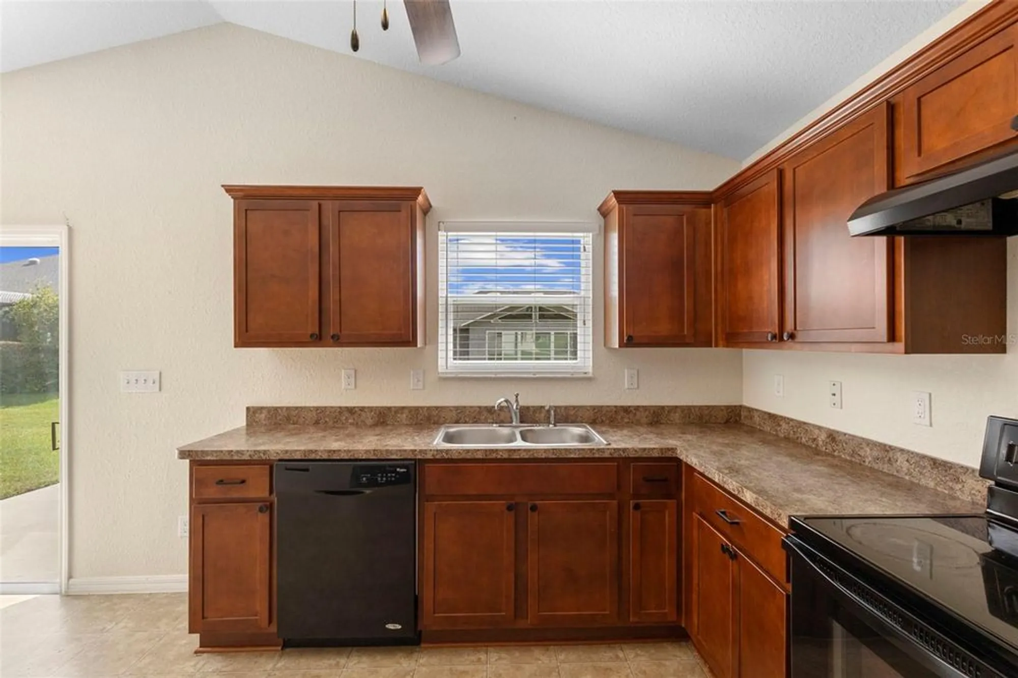 Property Slideshow image 18 of 42 | 11280 se 170th ln, Summerfield, FL, 34491