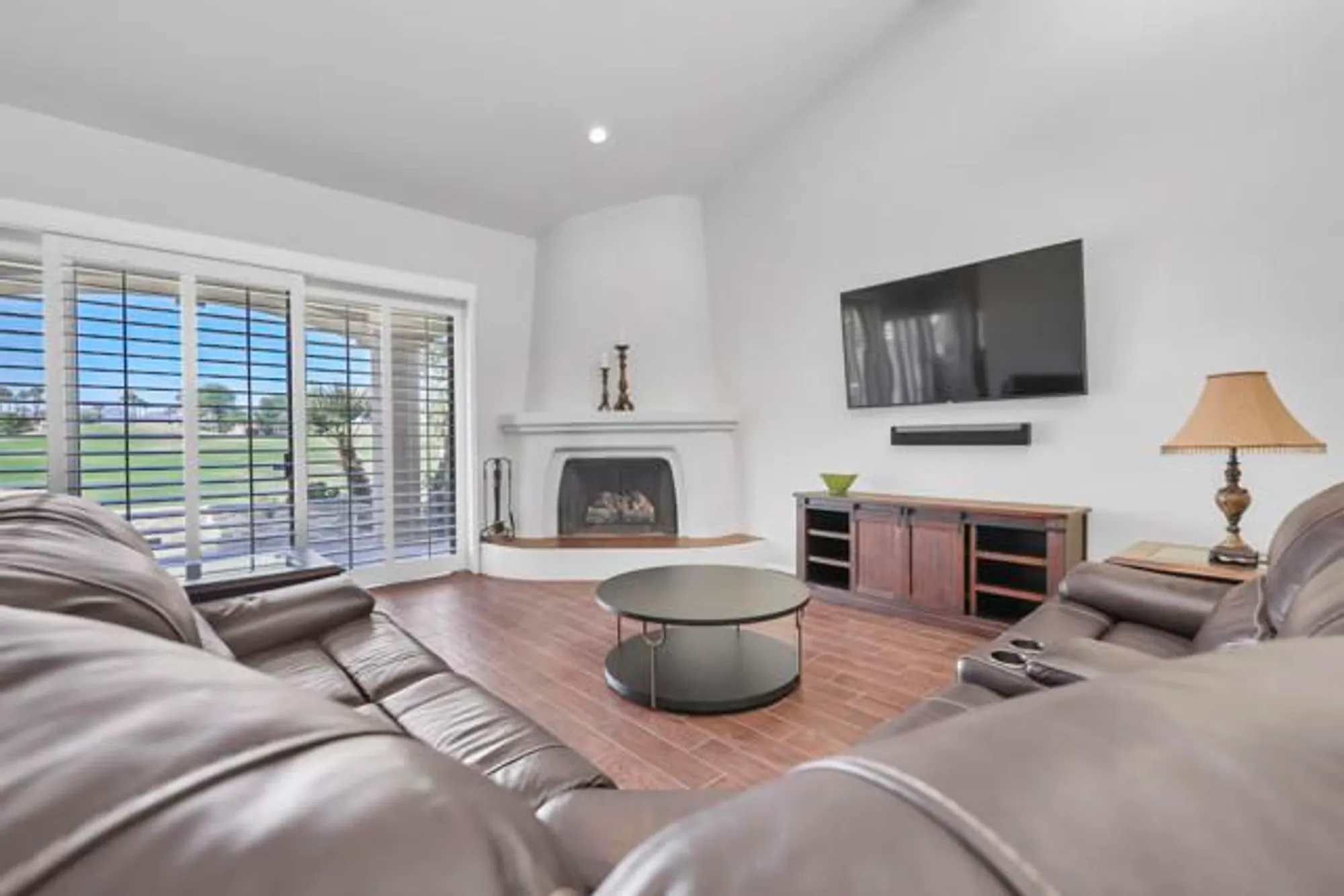 Property Slideshow image 7 of 37 | 54801 inverness way, La Quinta, CA, 92253