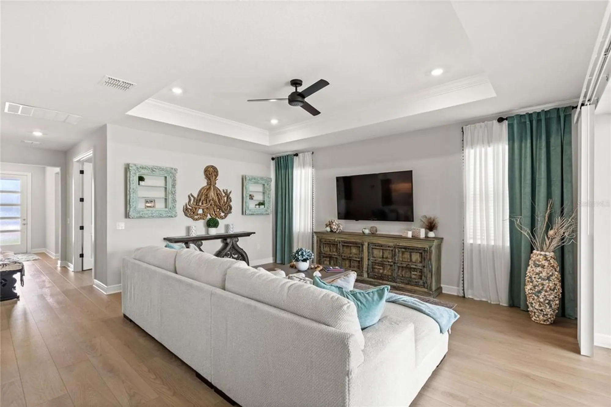 Property Slideshow image 21 of 40 | 13732 fresh ivy st, Winter Garden, FL, 34787