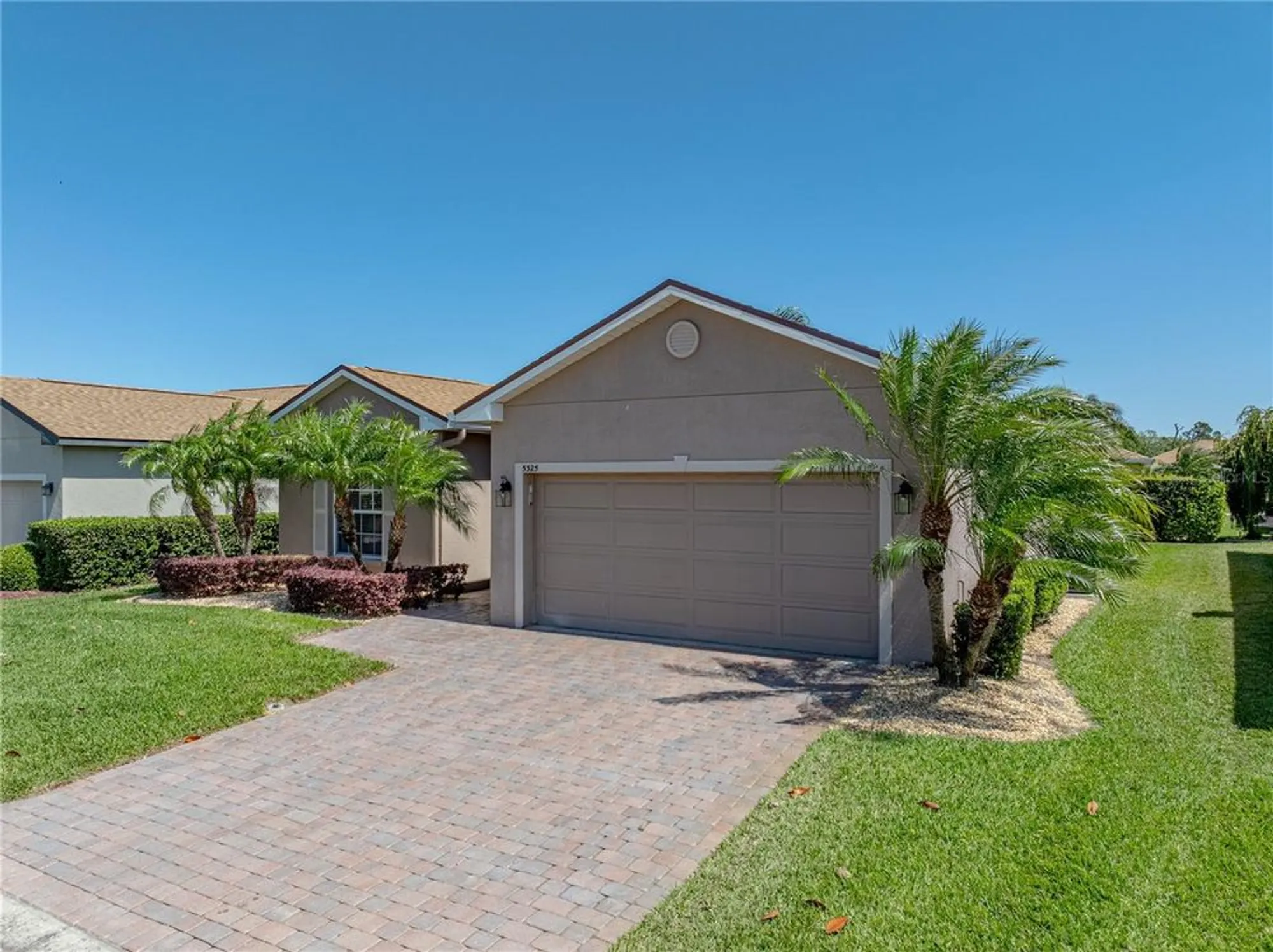 Property Slideshow image 5 of 100 | 5325 nicklaus dr, Winter Haven, FL, 33884