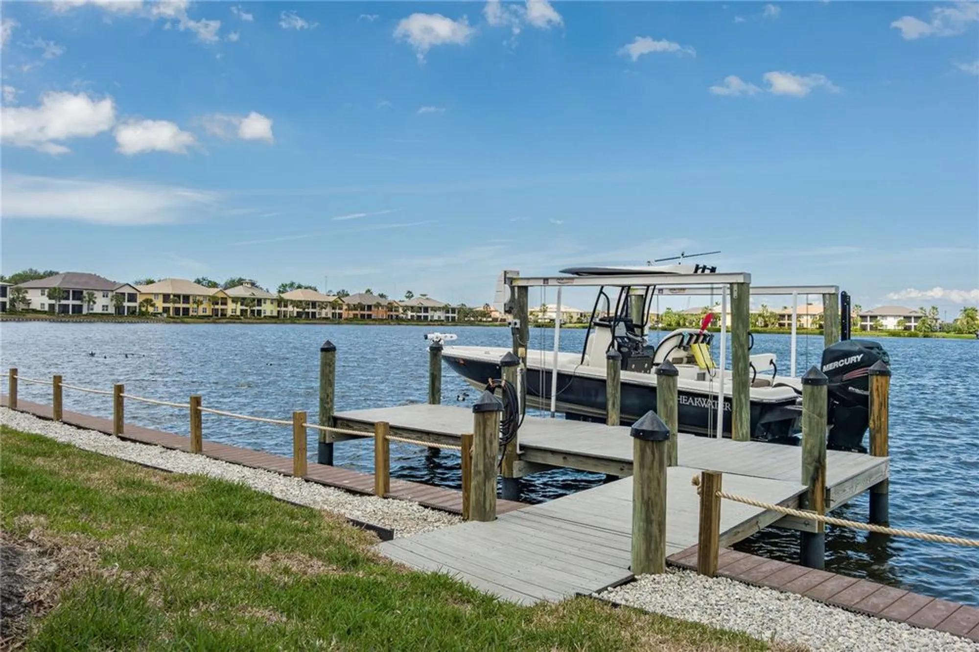 Property Slideshow image 5 of 56 | 5040 lake overlook ave, Bradenton, FL, 34208