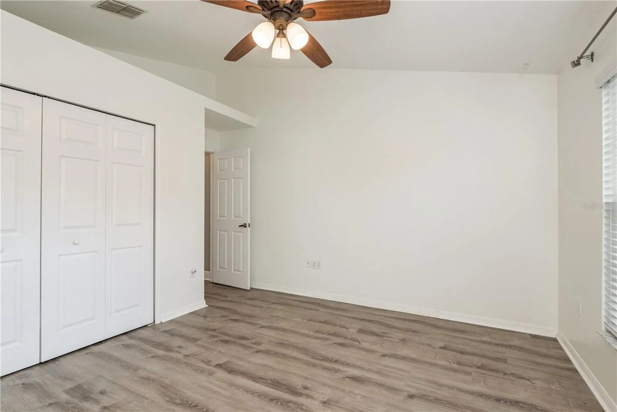 Property Slideshow image 27 of 57 | 9609 brookdale dr, New Port Richey, FL, 34655