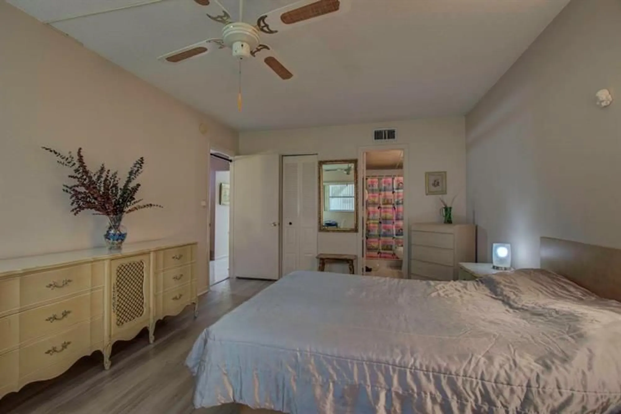 Property Slideshow image 8 of 18 | 7867 golf circle dr 108, Margate, FL, 33063