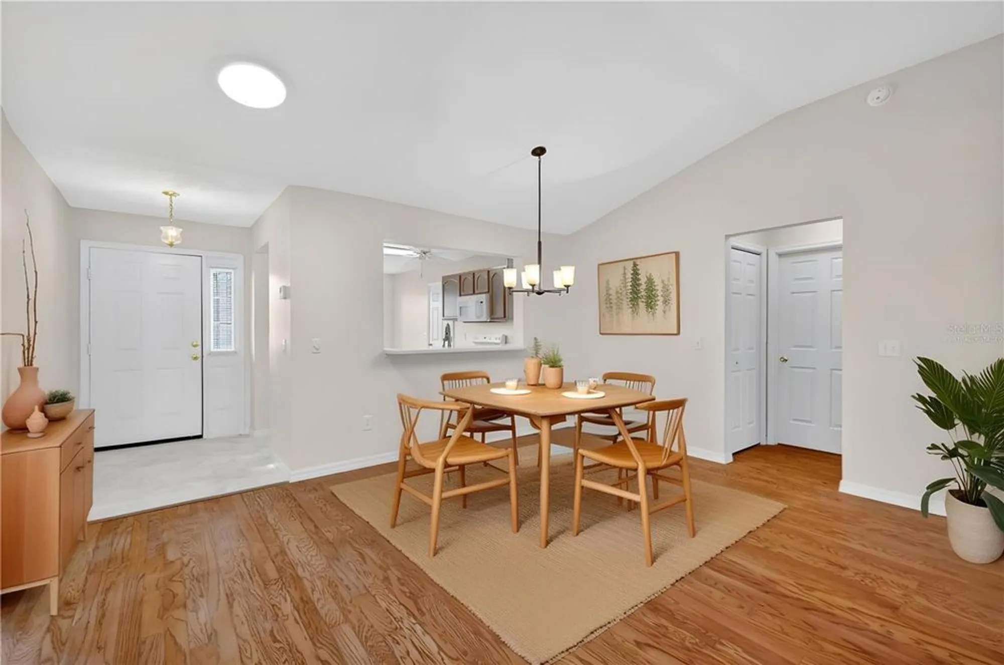 Property Slideshow image 14 of 40 | 604 juanita ct, The Villages, FL, 32159