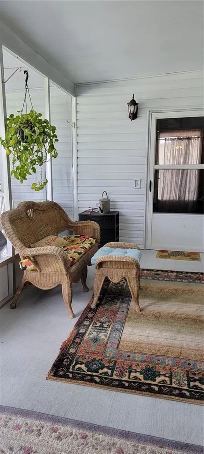 Property Slideshow image 10 of 15 | 804 maple ln, Lady Lake, FL, 32159