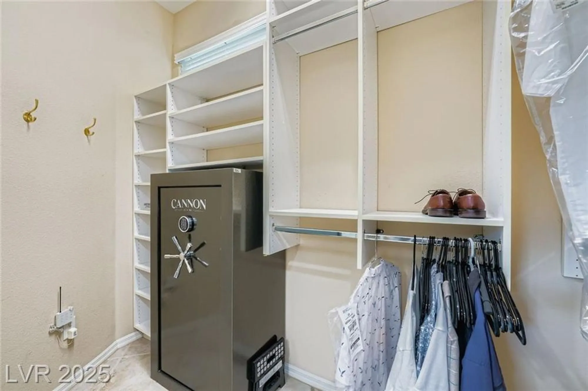 Property Slideshow image 30 of 45 | 2544 forest city dr, Henderson, NV, 89052